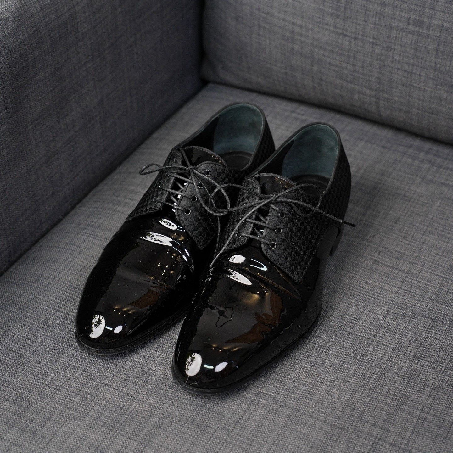 Louis Vuitton Louis Vuitton Formal Plaid Lowtop Sneakers 7 Men Size US 7 / EU 40 - 1 Thumbnail