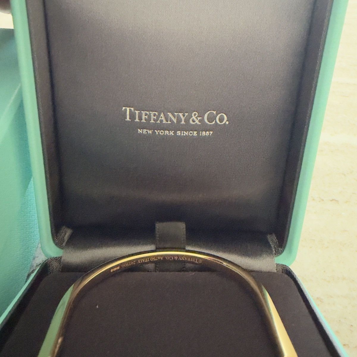 Tiffany & Co. Tiffany Lock Narrow Bangle Rose/White Gold 🚫READ DESCRIPTION Size ONE SIZE - 3 Thumbnail