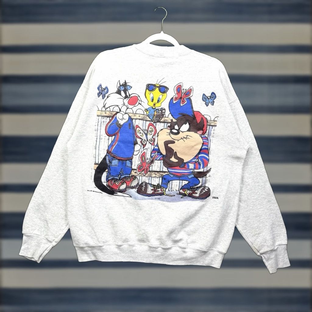 Vintage VINTAGE Tweety Taz Warner Bros Sweatshirt Mens XL Gray Cotton Fleece Graphic Print 1995 Crewneck Sweatshirt Mens XL Size US XL / EU 56 / 4 - 1 Thumbnail