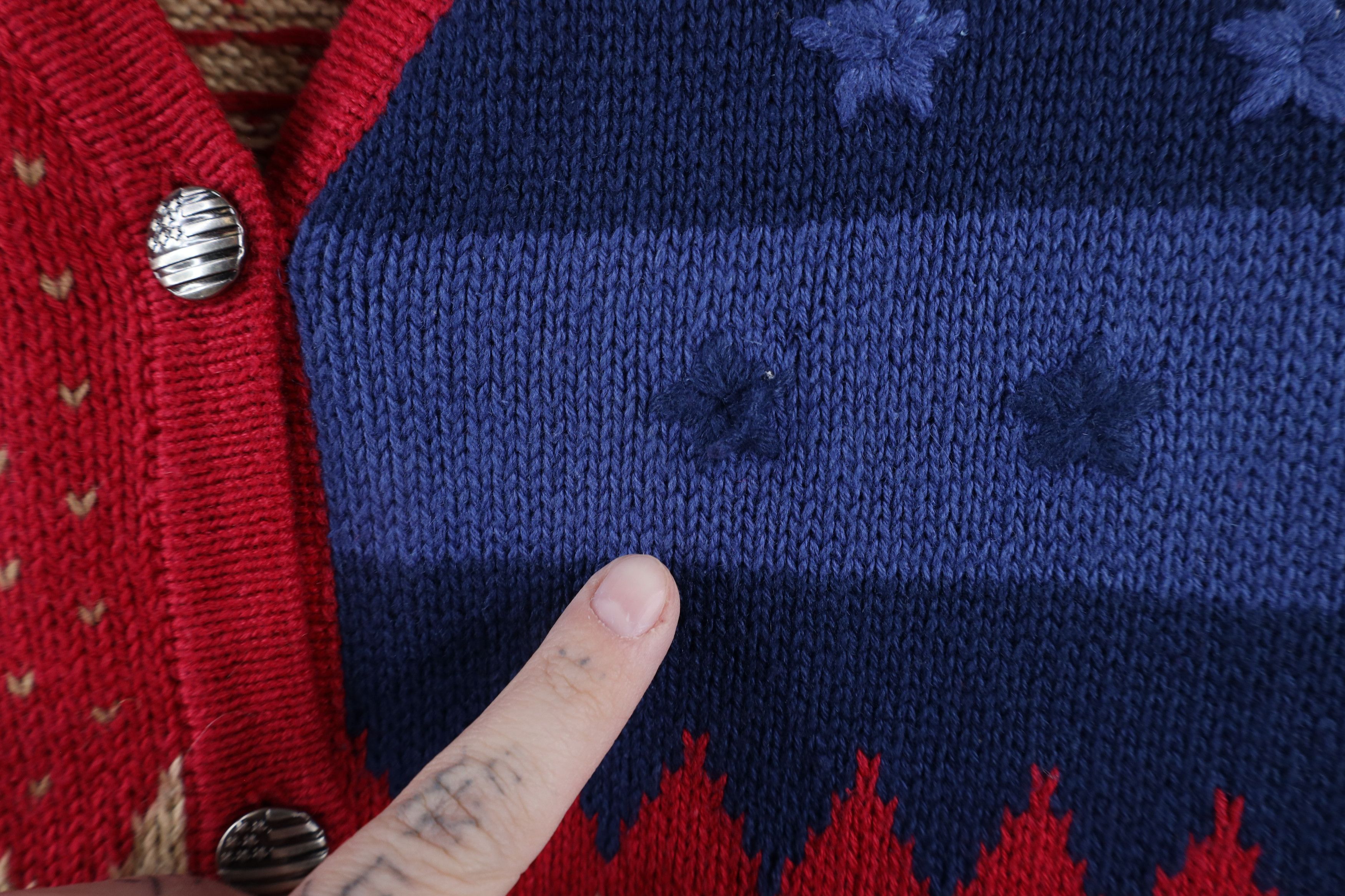 Vintage Vintage 90s Streetwear Flag Knit Cardigan Sweater Vest Size XXL / US 16-18 / IT 52-54 - 5 Thumbnail