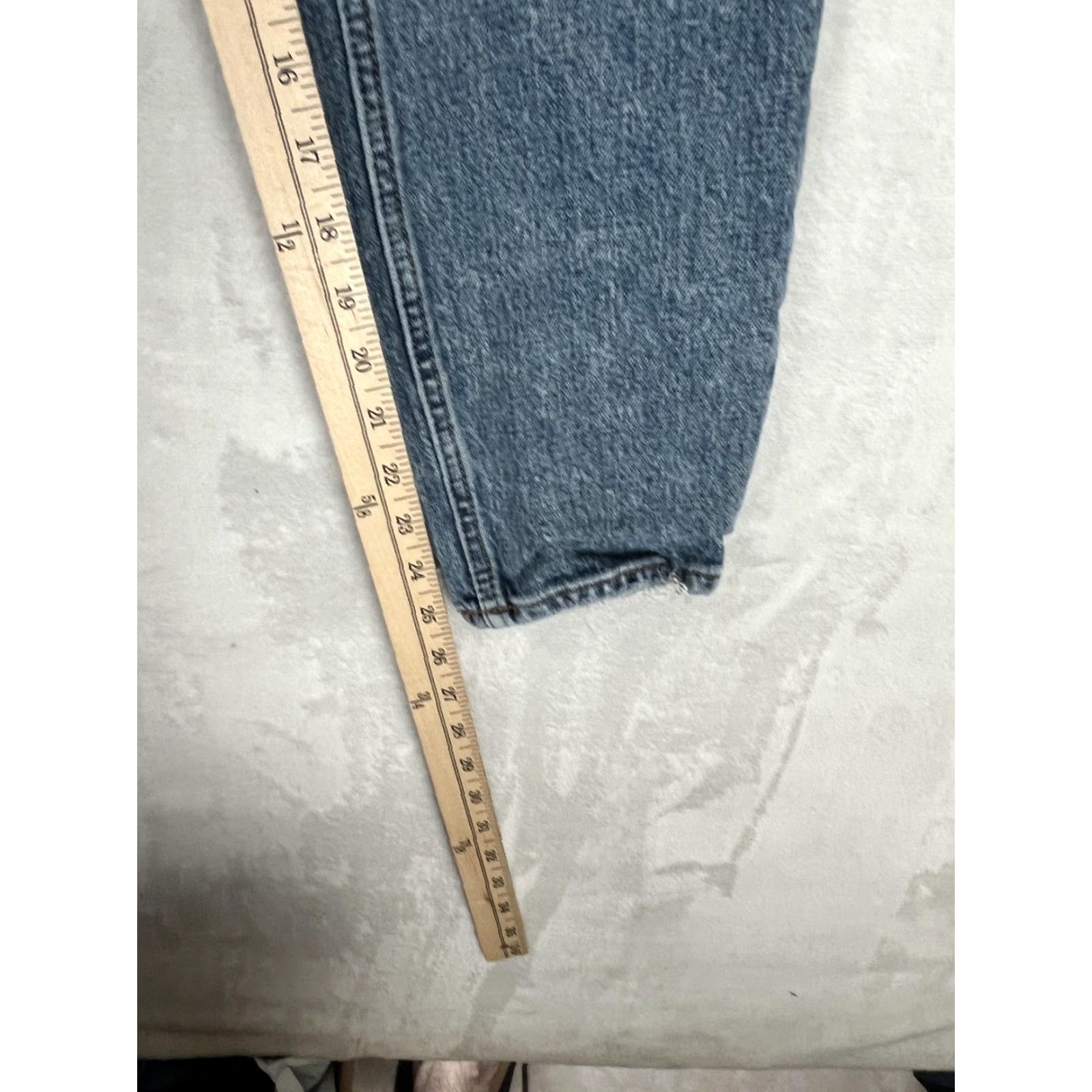Abercrombie & Fitch Abercrombie & Fitch High Rise Mom Jeans Womens 26 Distressed Blue 5-Pocket Curve Love Jeans Size 26" / US 2 / IT 38 - 6 Thumbnail