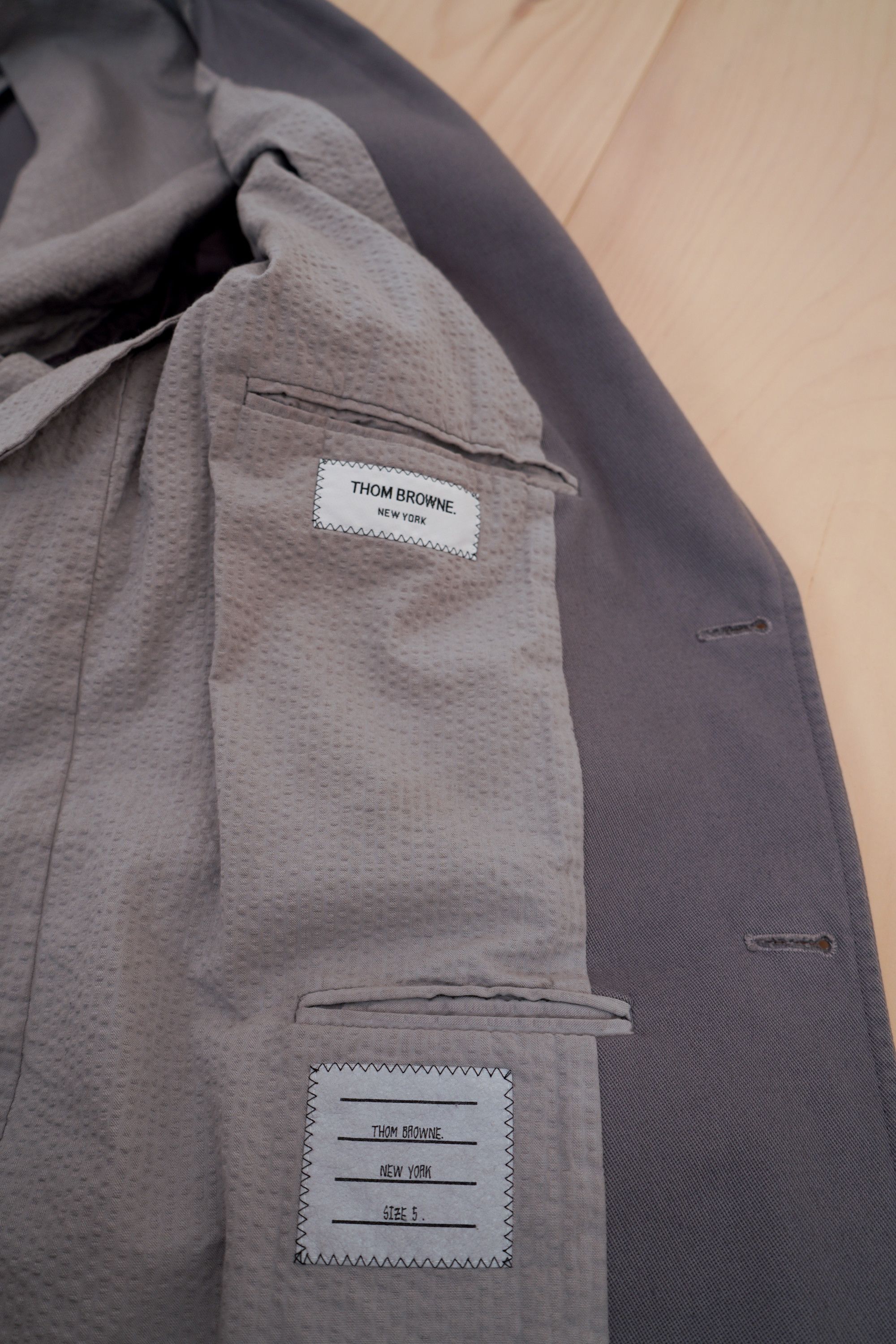Thom Browne Thom Browne Tonal Grey 4-Bar Blazer Size US XL / EU 56 / 4 - 6 Thumbnail