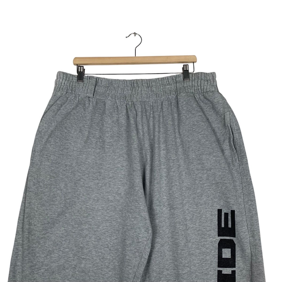 Japanese Brand SLOWRIDE Big Logo Gray Sweatpant Joggers #1506-C68 Size US 36 / EU 52 - 2 Thumbnail