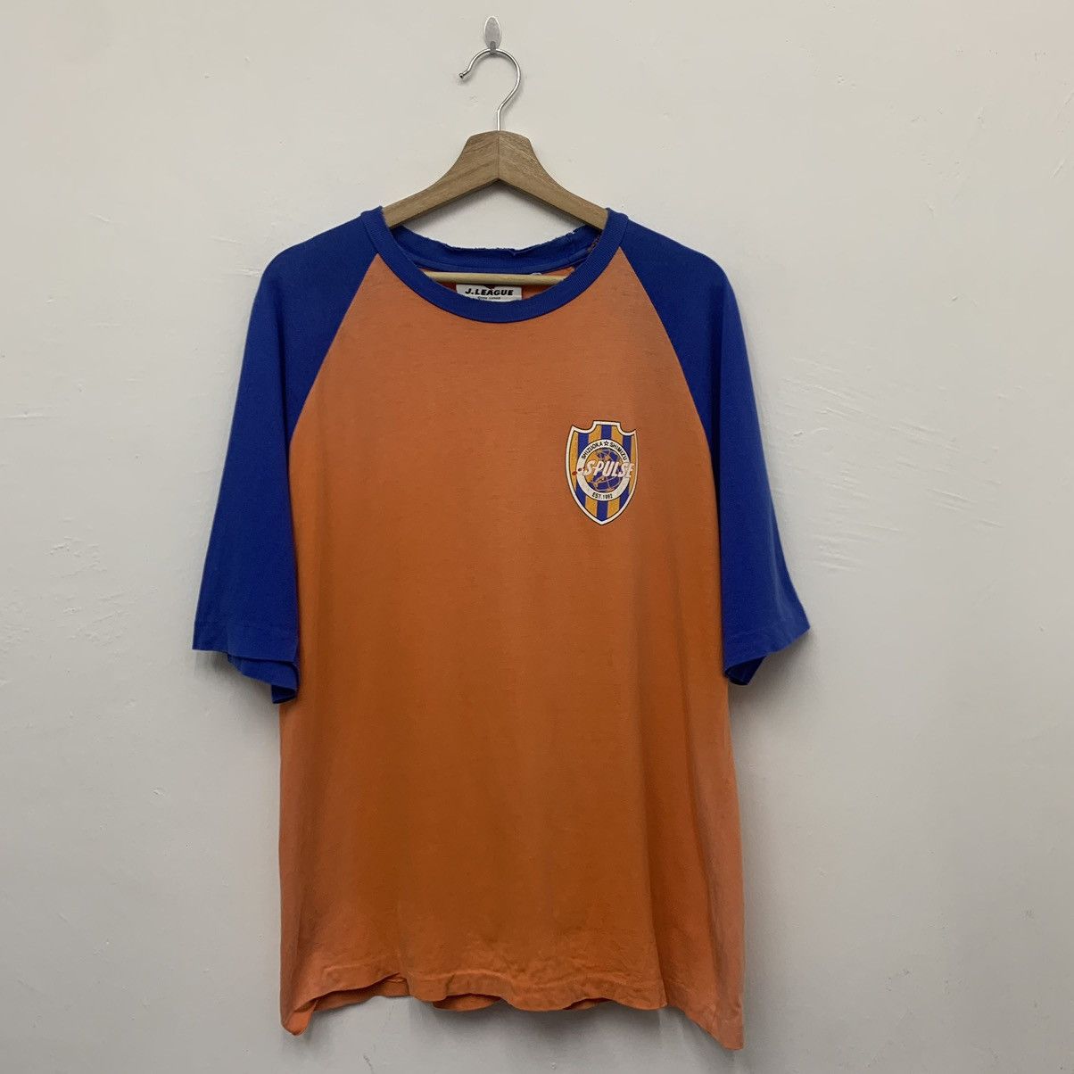 Vintage Distressed 1998 Shimizu S Pulse J-League t-shirt Size US L / EU 52-54 / 3 - 1 Thumbnail