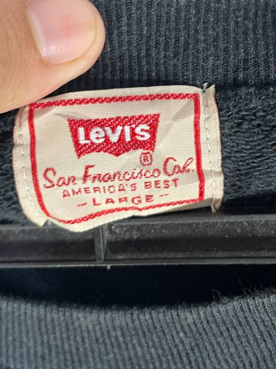 Levi's Vintage levis logo sweatshirt jumper size L Size US L / EU 52-54 / 3 - 7 Thumbnail
