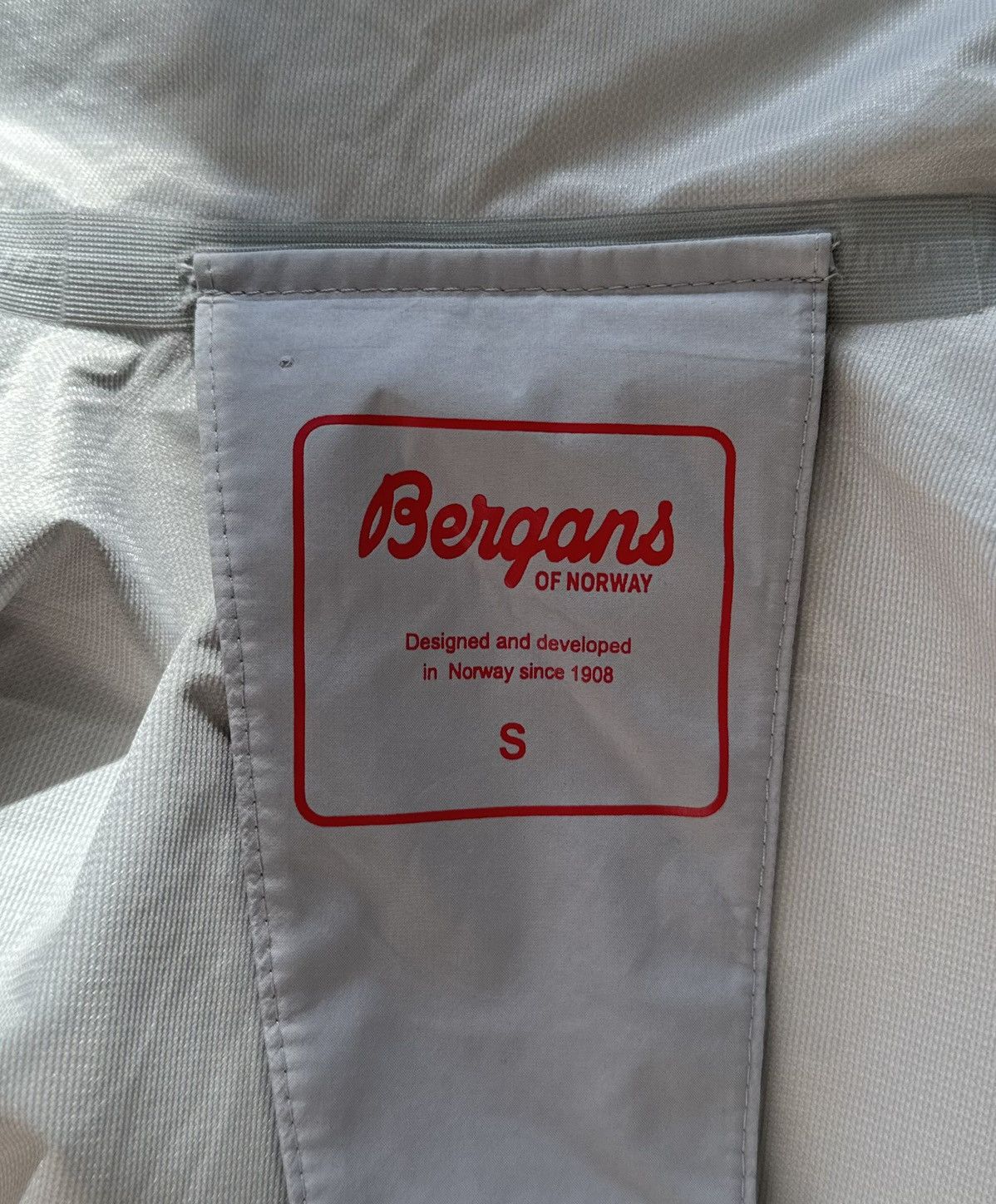 Bergans of Norway Bergans of Norway Proof Jacket Logo Women's Size S Size S / US 4 / IT 40 - 3 Thumbnail