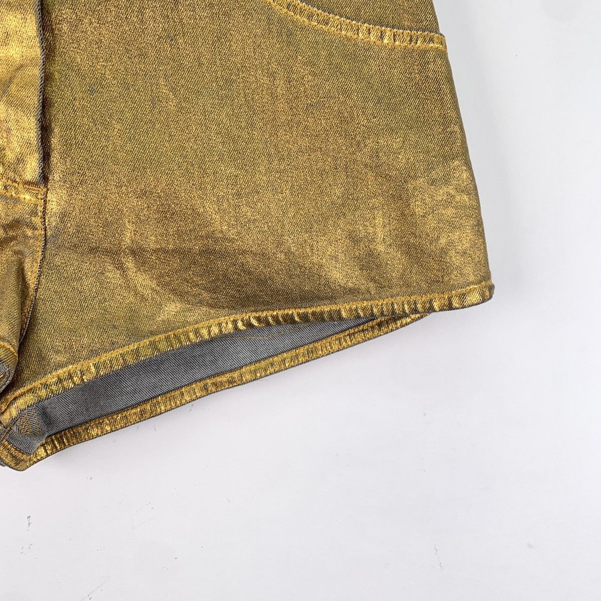 Chanel Chanel Gold Vintage Cotton Denim Casual Shorts K26WX Size 25" / US 0 / IT 36 - 4 Thumbnail