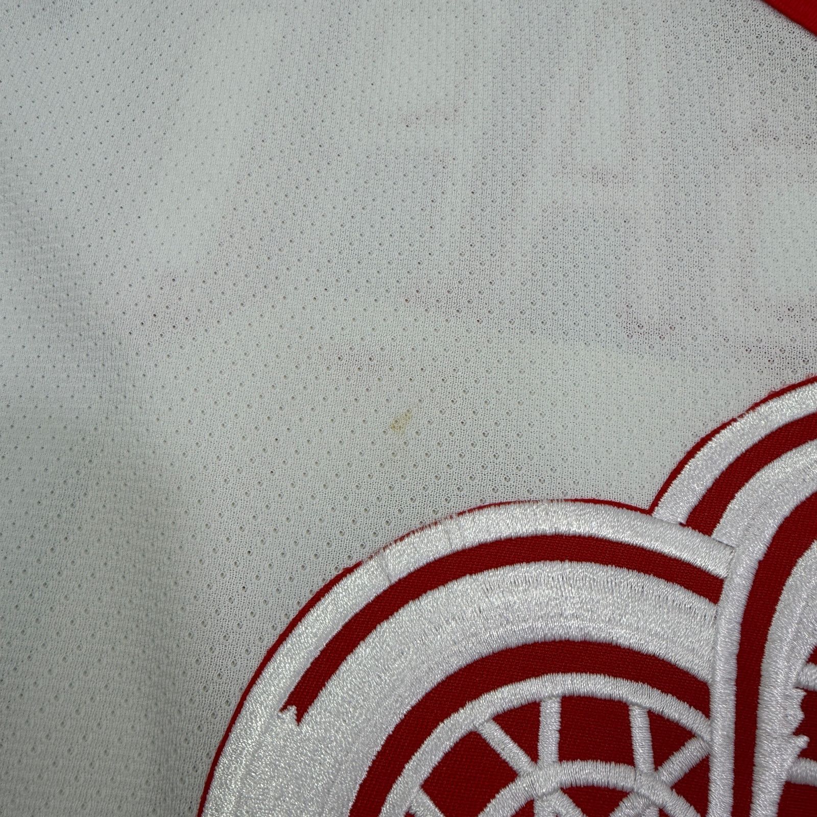 Vintage Vintage CCM Detroit Red Wings Hubbard #31 Hockey Jersey XL Size US XL / EU 56 / 4 - 6 Thumbnail