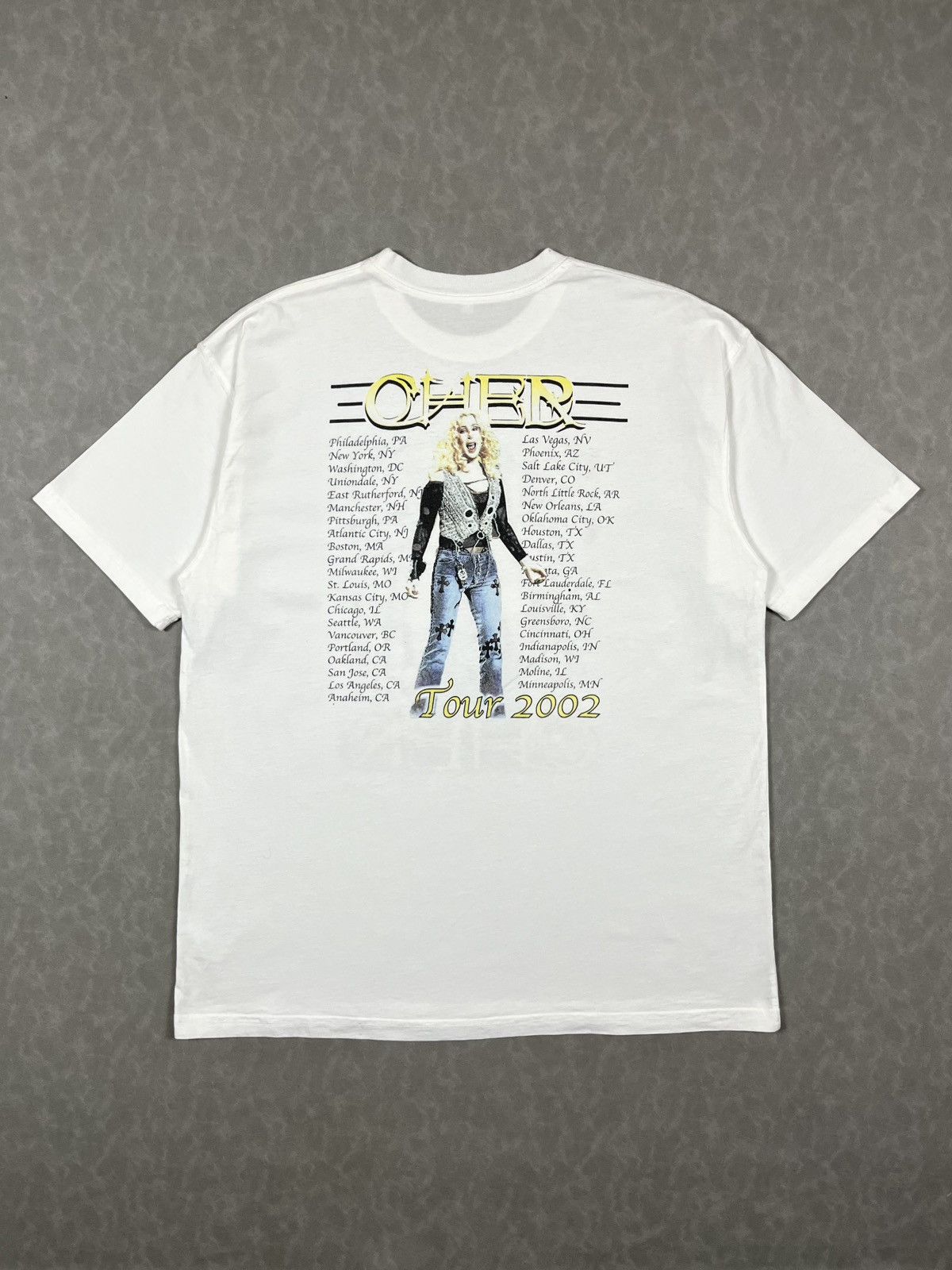 Vintage 2002 Cher in CHROME HEARTS tour tee Size US L / EU 52-54 / 3 - 1 Thumbnail