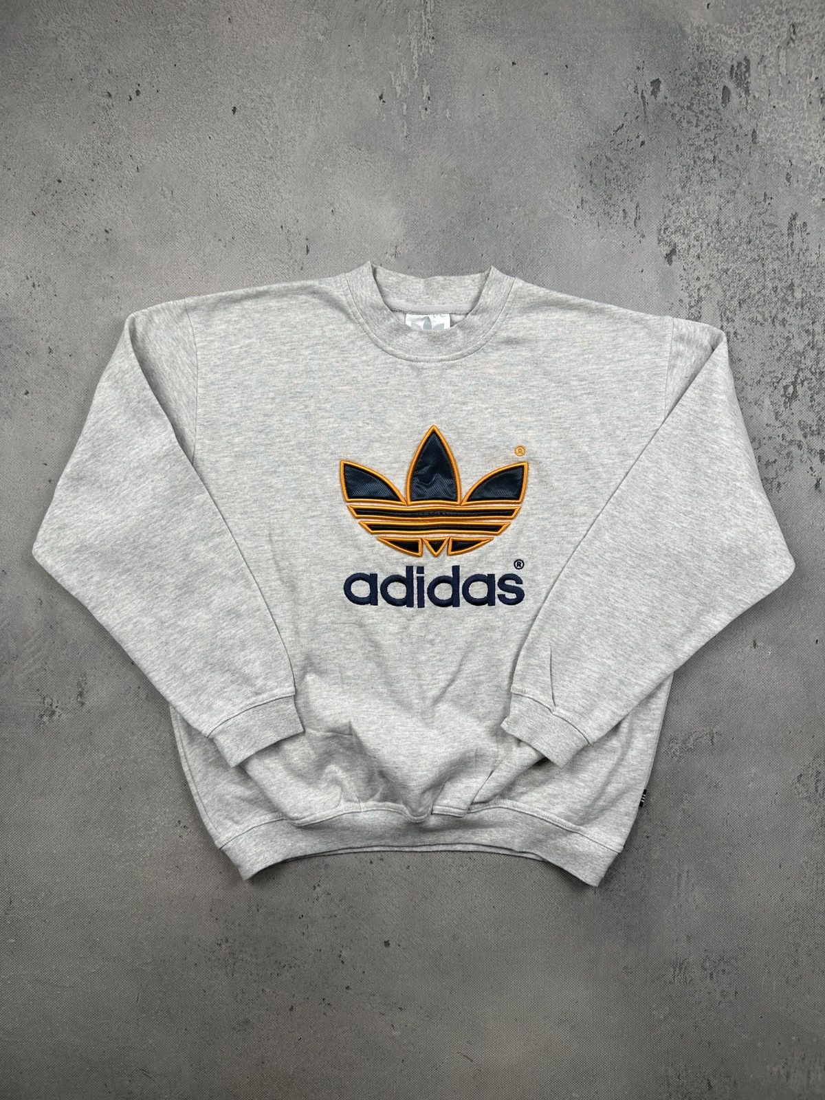 Adidas Vintage Adidas 80s Originals Big Trefoil Sweatshirt Grey 90s Size US S / EU 44-46 / 1 - 1 Thumbnail