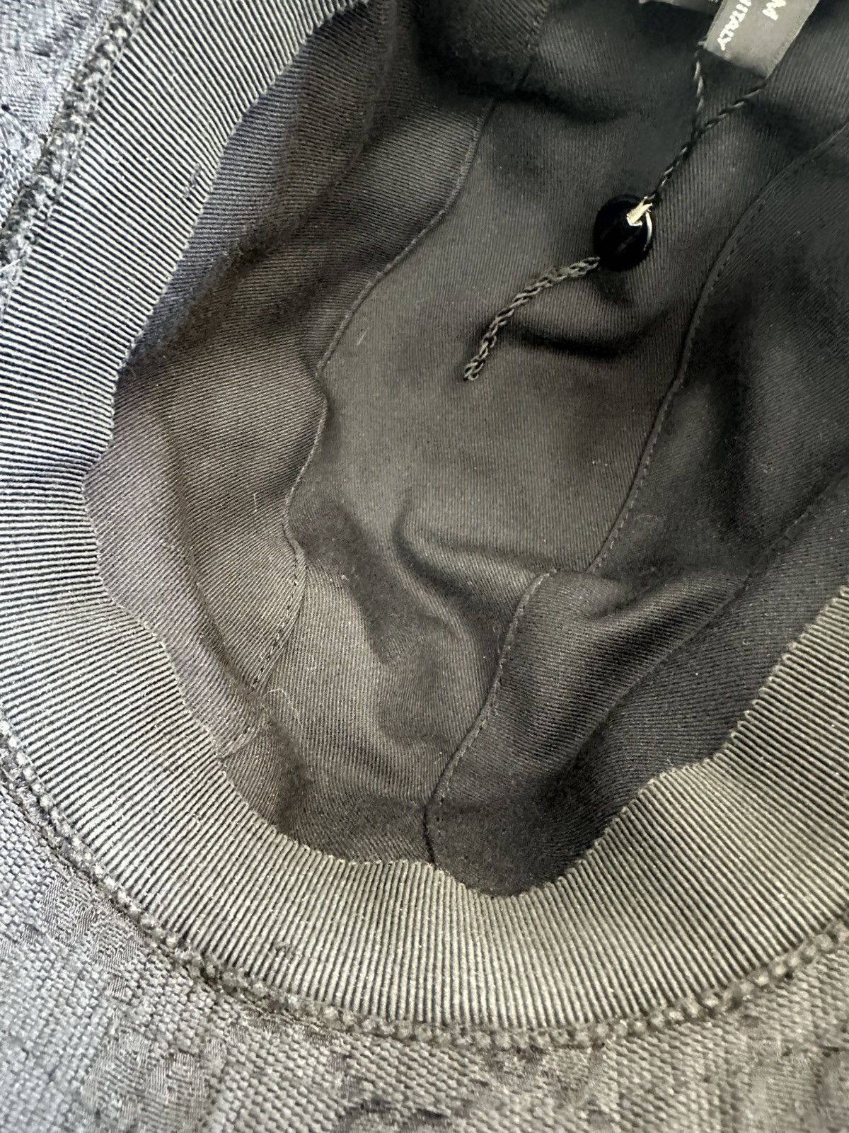 Gucci GUCCI BUCKET HAT MONOGRAM BLACK MEDIUM Size 32 - 8 Thumbnail