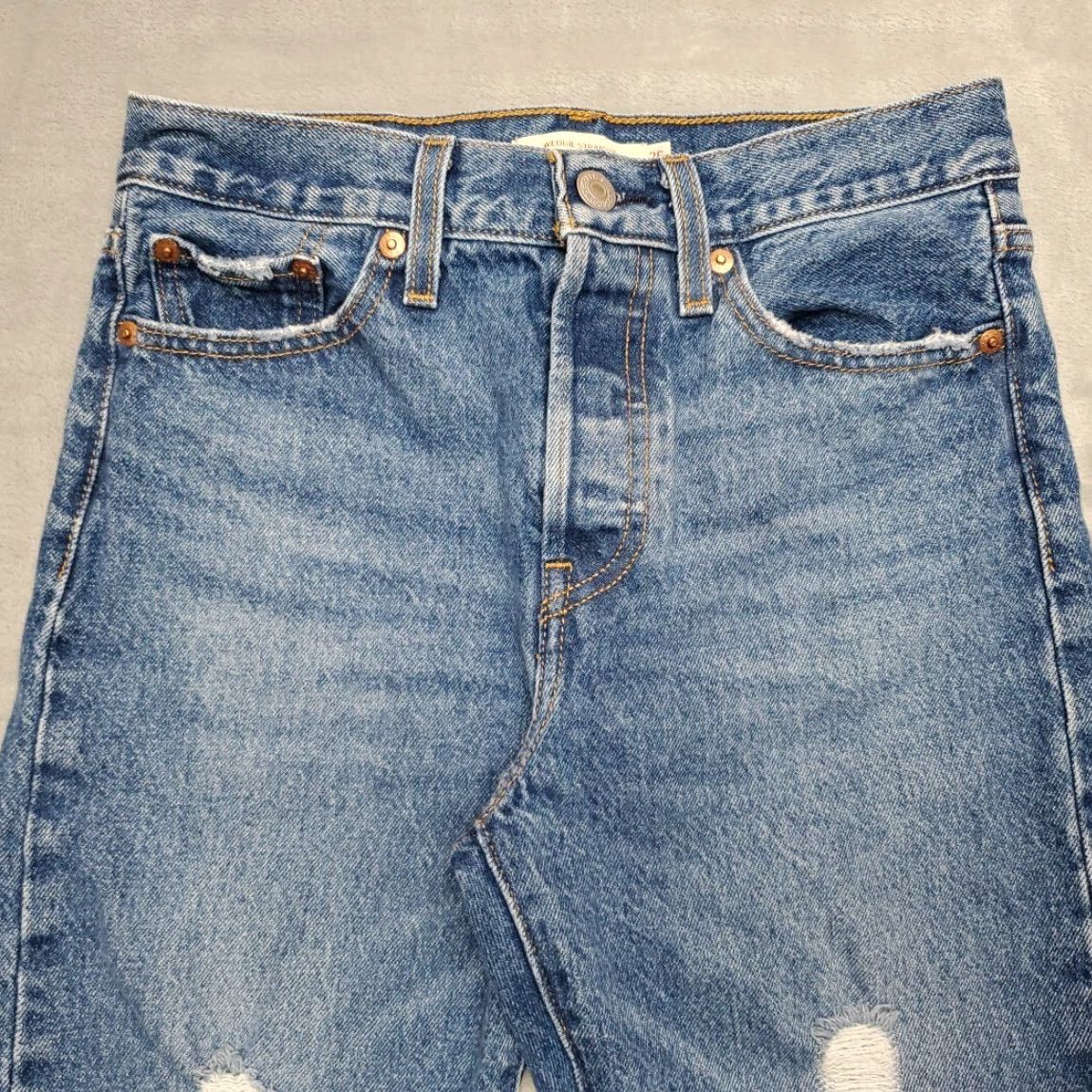 Denime VINTAGE Levis Premium Jeans Womens 26 Blue Denim Wedgie Straight Leg Button Fly Pants Size 26" / US 2 / IT 38 - 4 Thumbnail