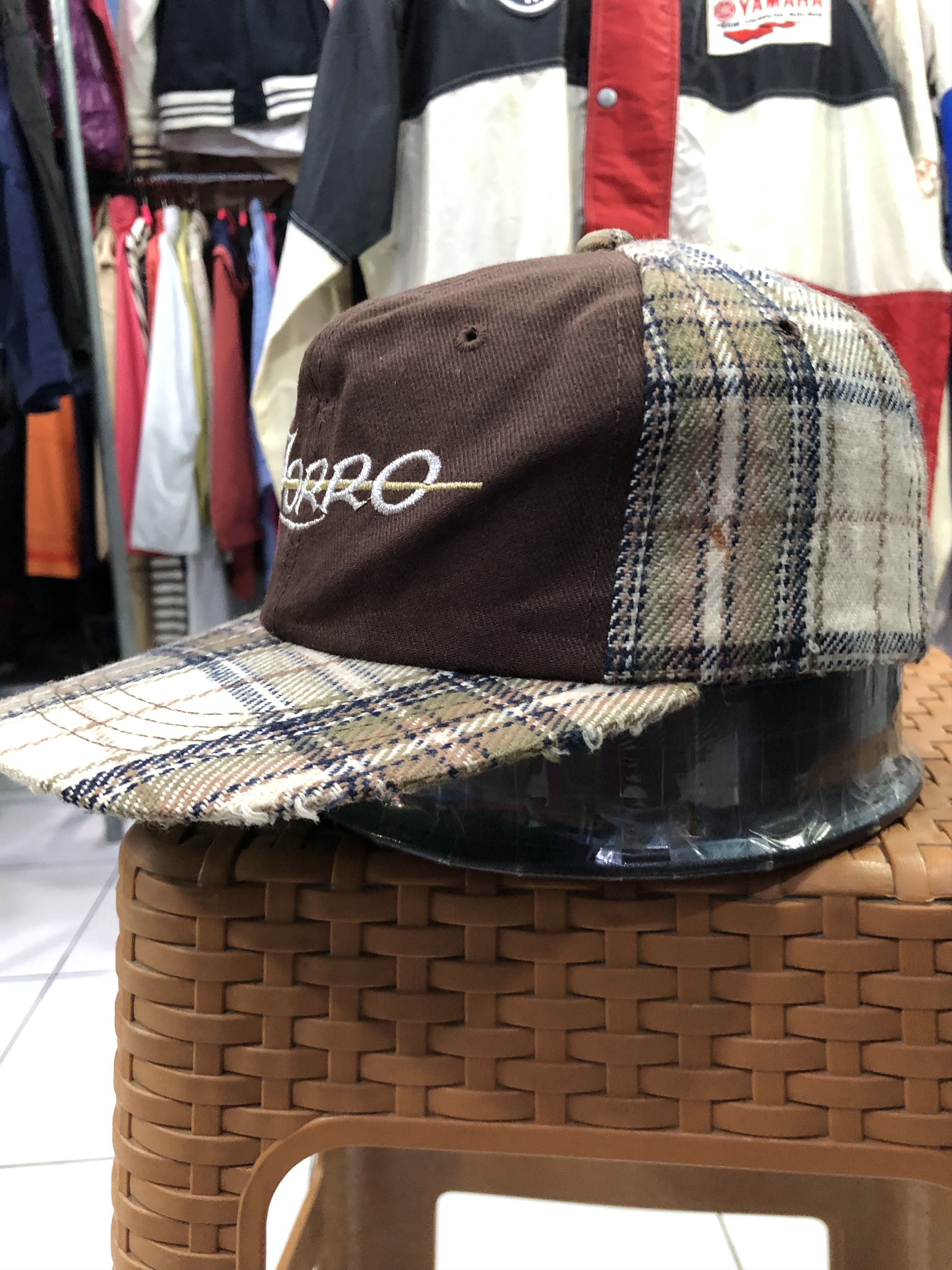 Cartoon Network × Vintage Vintage zorro flanell cap by young an Size ONE SIZE - 6 Thumbnail