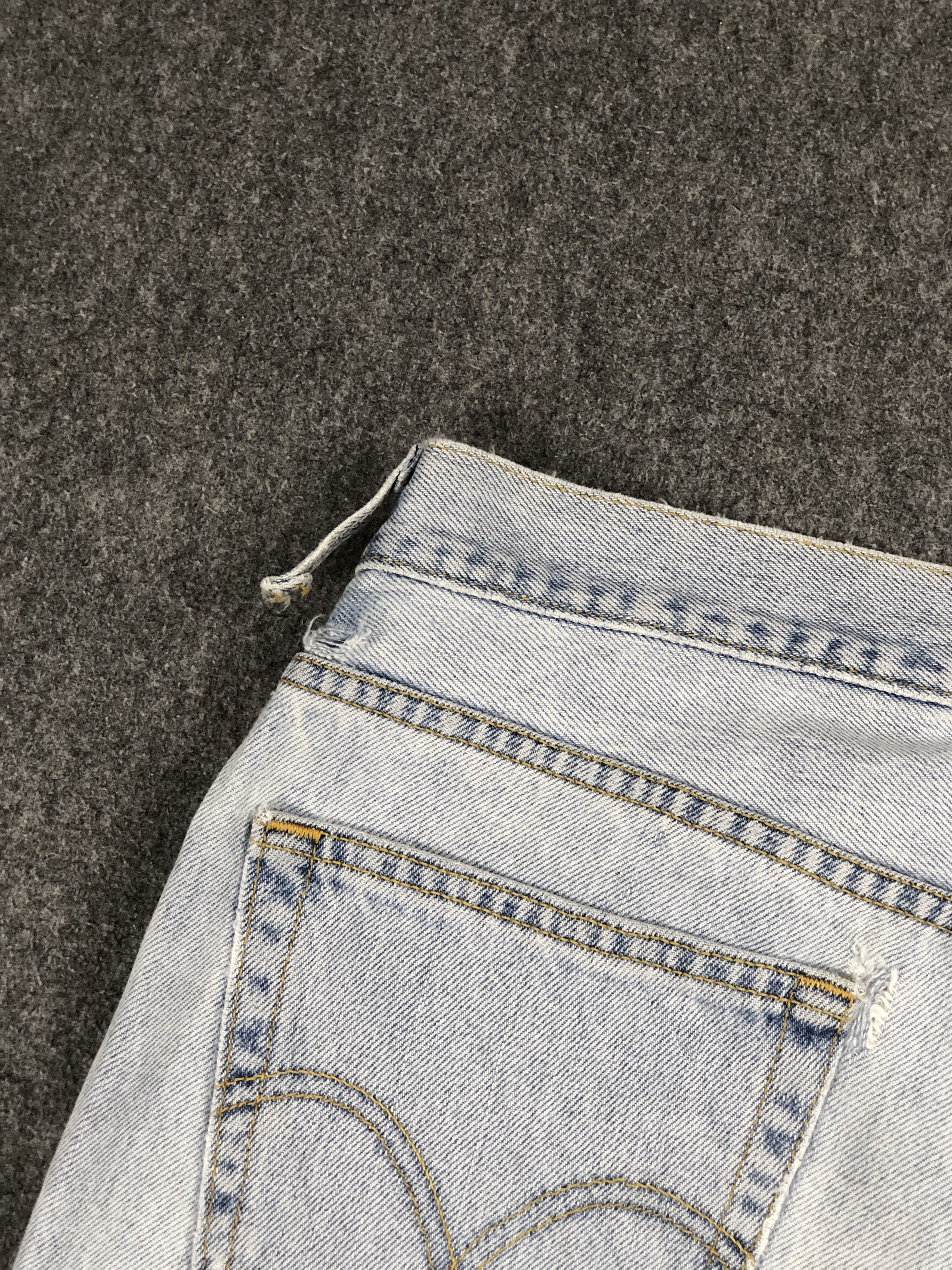 Levi's × Vintage Vintage Levis 560 Comfort Fit Light Washed Jeans DP2265 Size US 34 / EU 50 - 13 Thumbnail