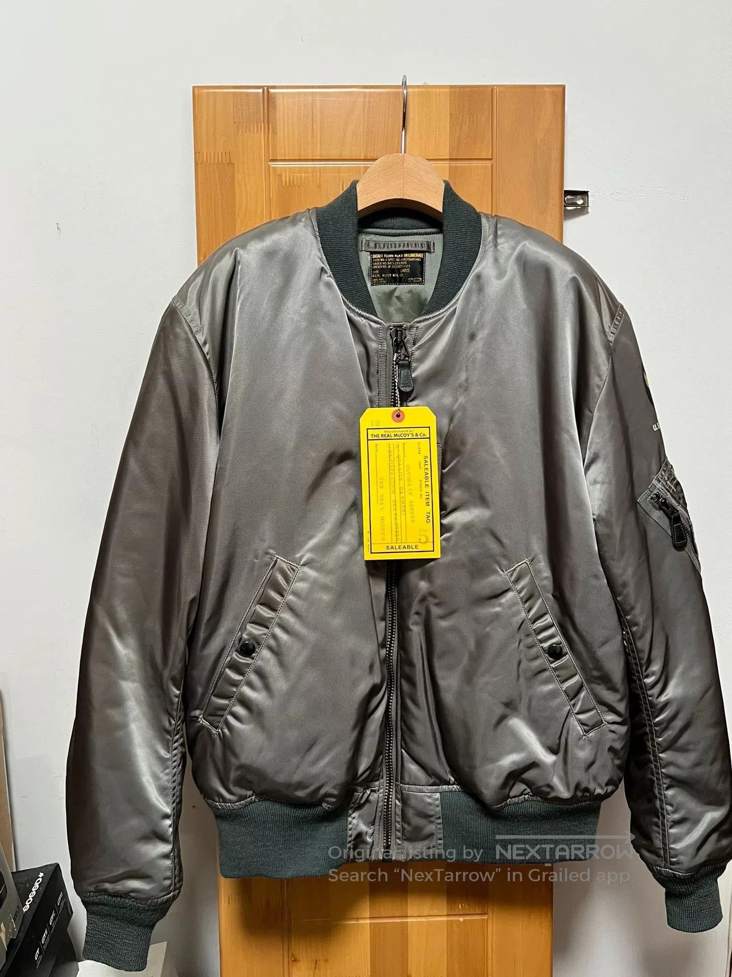 The Real McCoy's Real McCoy MA-1 J-8279 Flight Jacket. Size US L / EU 52-54 / 3 - 1 Thumbnail