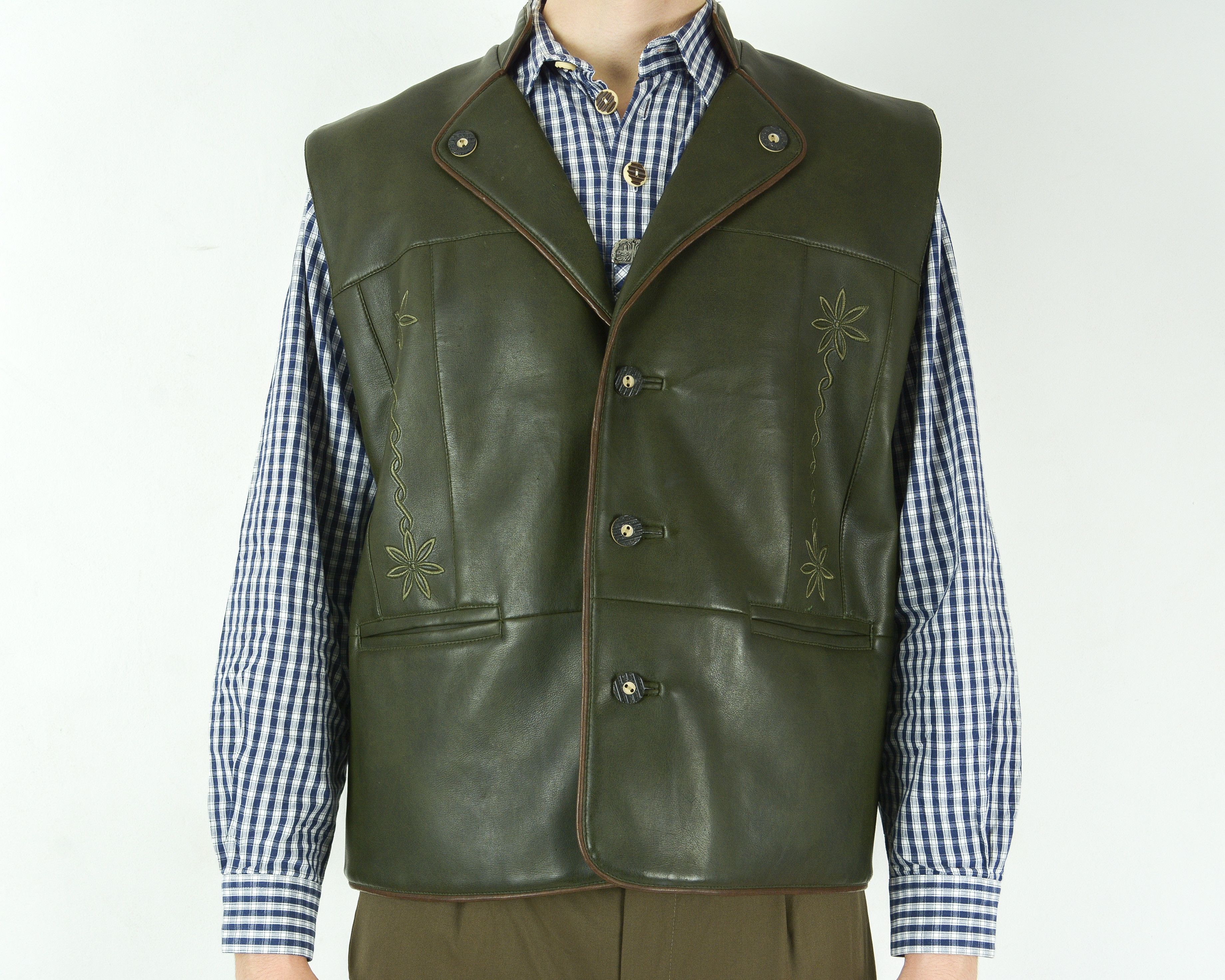 Vintage Genius L Faux Leather Waistcoat Gilet Vest Trachten Jager Size US L / EU 52-54 / 3 - 3 Thumbnail
