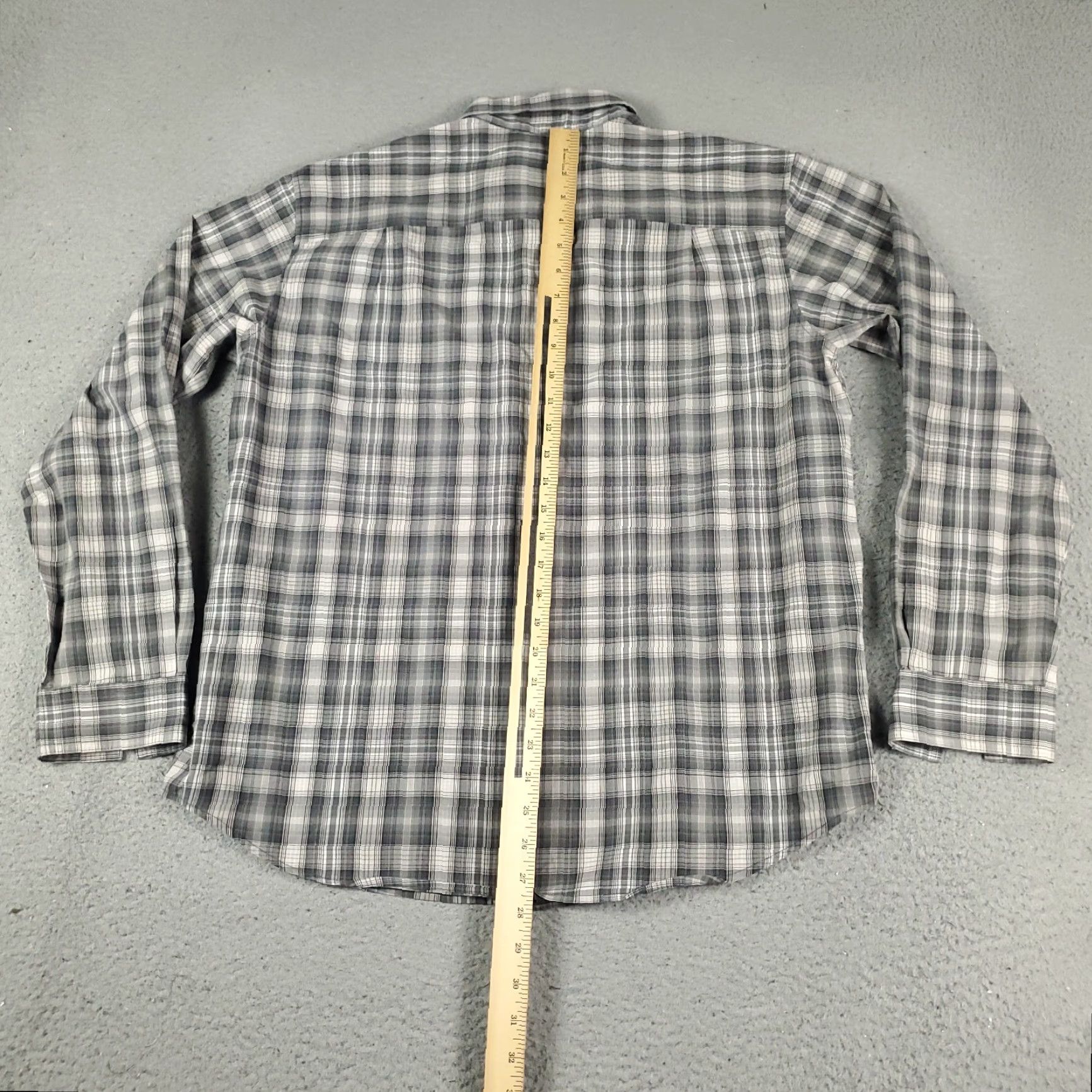 Vintage Columbia Button-Up Mens Shirt Large Gray Plaid Vented Long Sleeve Collared Cotton Blend Polyester Woven Size US L / EU 52-54 / 3 - 3 Thumbnail
