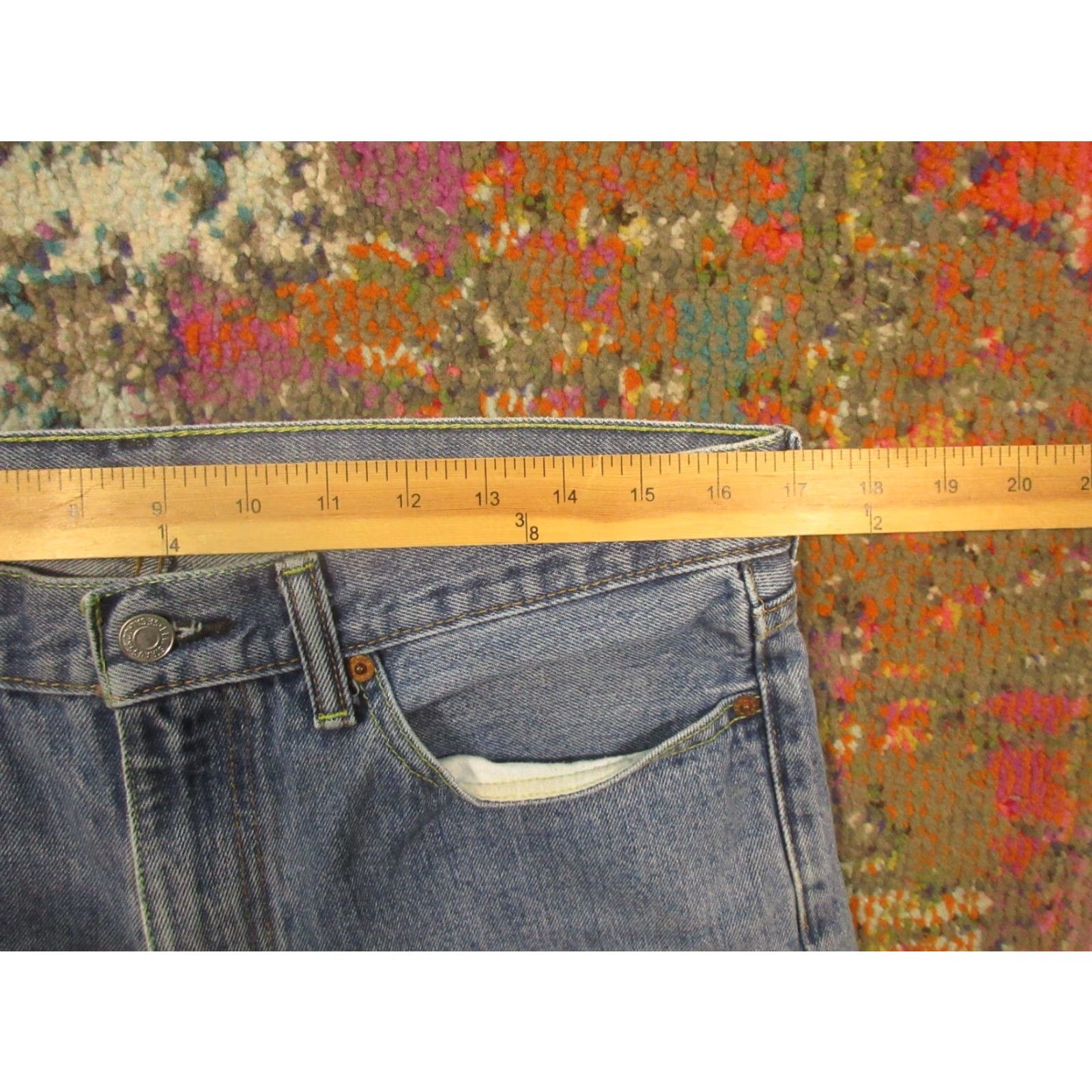 Levi's VINTAGE Levis 505 Jeans 34x34 Medium Wash Blue Denim Regular Fit Straight Leg Mens Regular 34 Blue Size US 34 / EU 50 - 6 Thumbnail