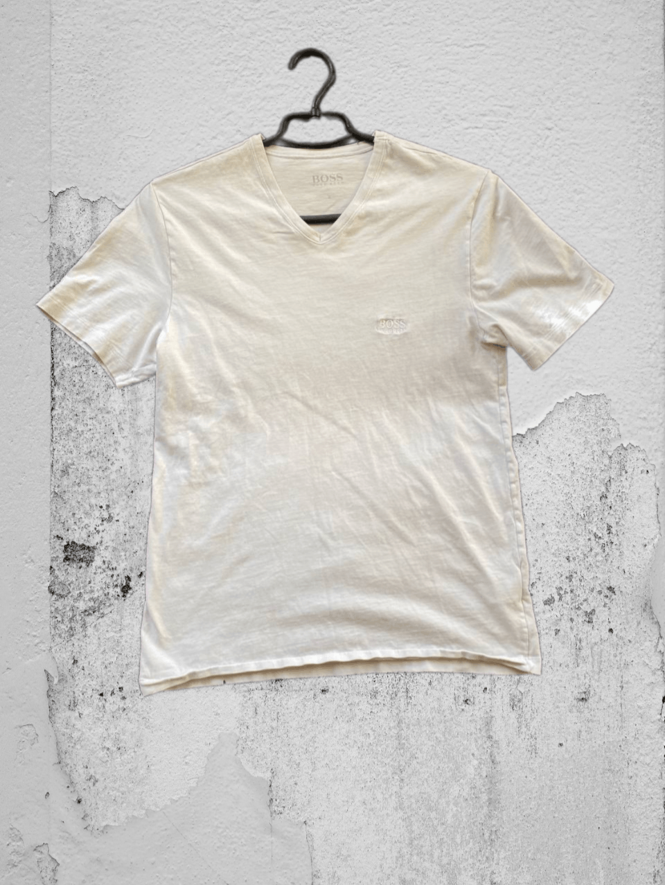 Hugo Boss × Vintage Hugo Boss tee grey big logo Size US S / EU 44-46 / 1 - 1 Thumbnail