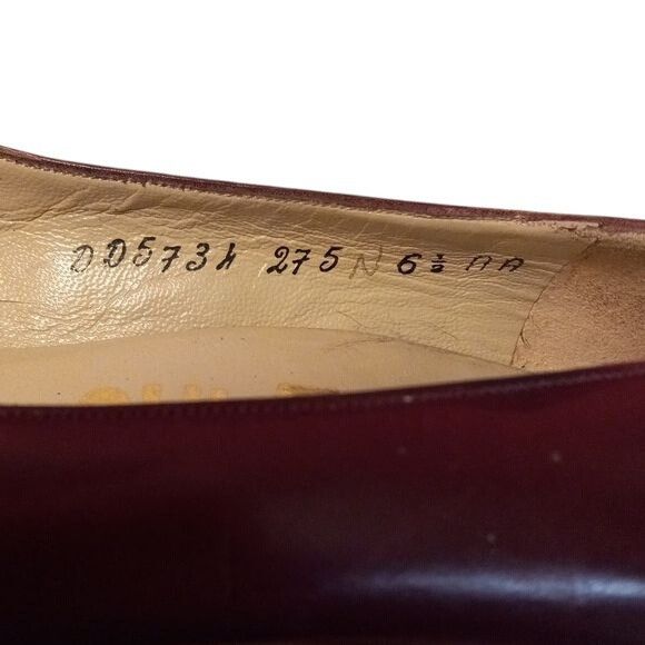 Salvatore Ferragamo Size 6.5 AA Ferragamo Burgundy Black Leather Heels Italy Lea Size US 6.5 / IT 36.5 - 8 Thumbnail