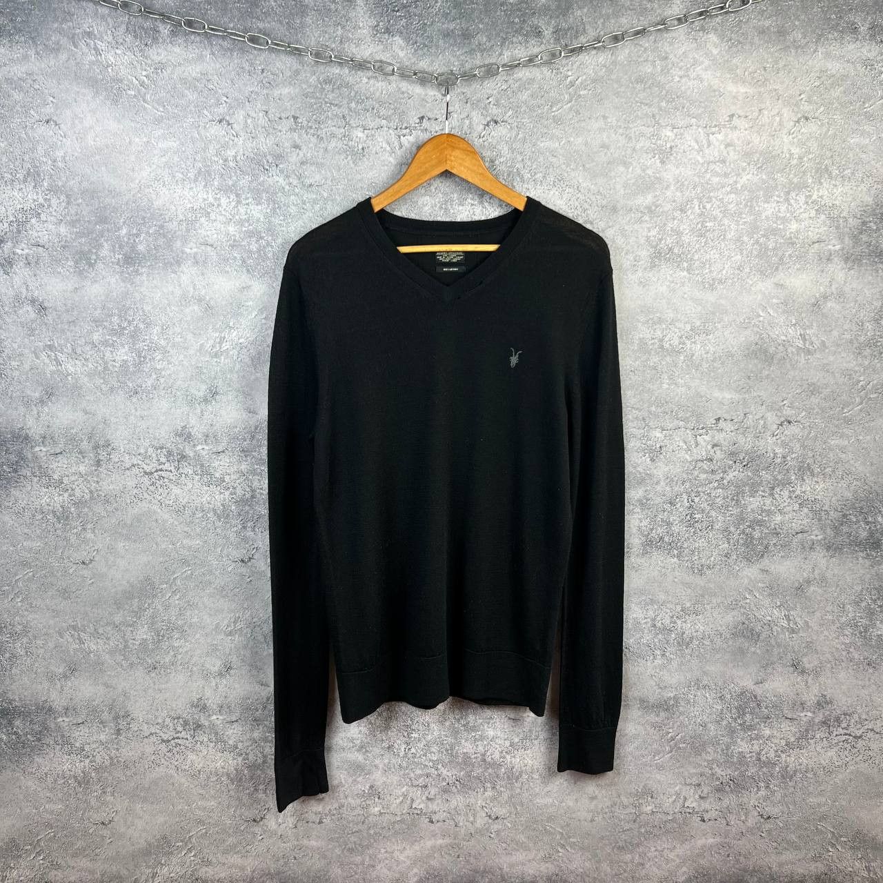 Allsaints Allsaints V-Neck Vintage Sweater Size US L / EU 52-54 / 3 - 1 Thumbnail