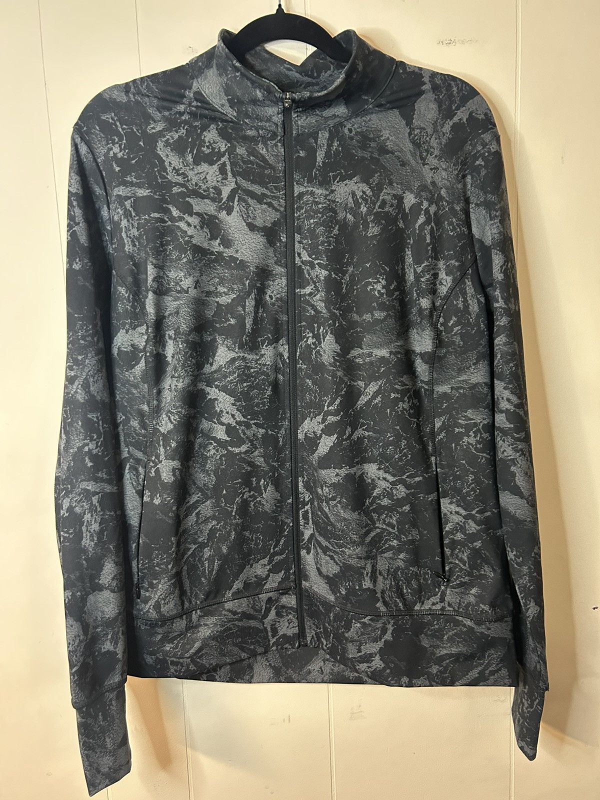 Other Lole Womens Grey/Black Camo Yoga Active Wear Jacket Size XL Size XL / US 12-14 / IT 48-50 - 1 Thumbnail