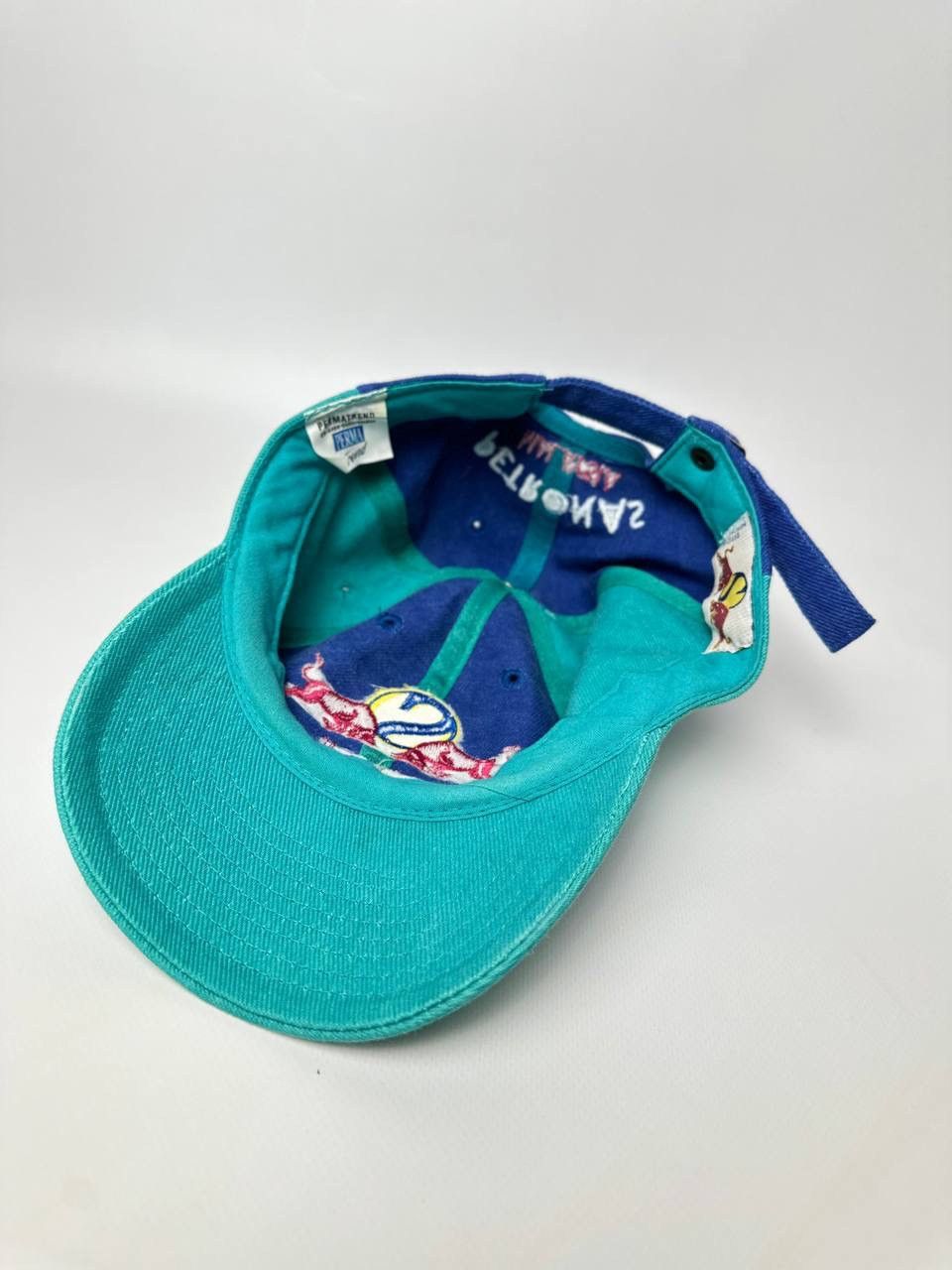 Red Bull Vintage RedBull Sauber Petronas Grandprix F1 Champion Cap Size ONE SIZE - 5 Thumbnail