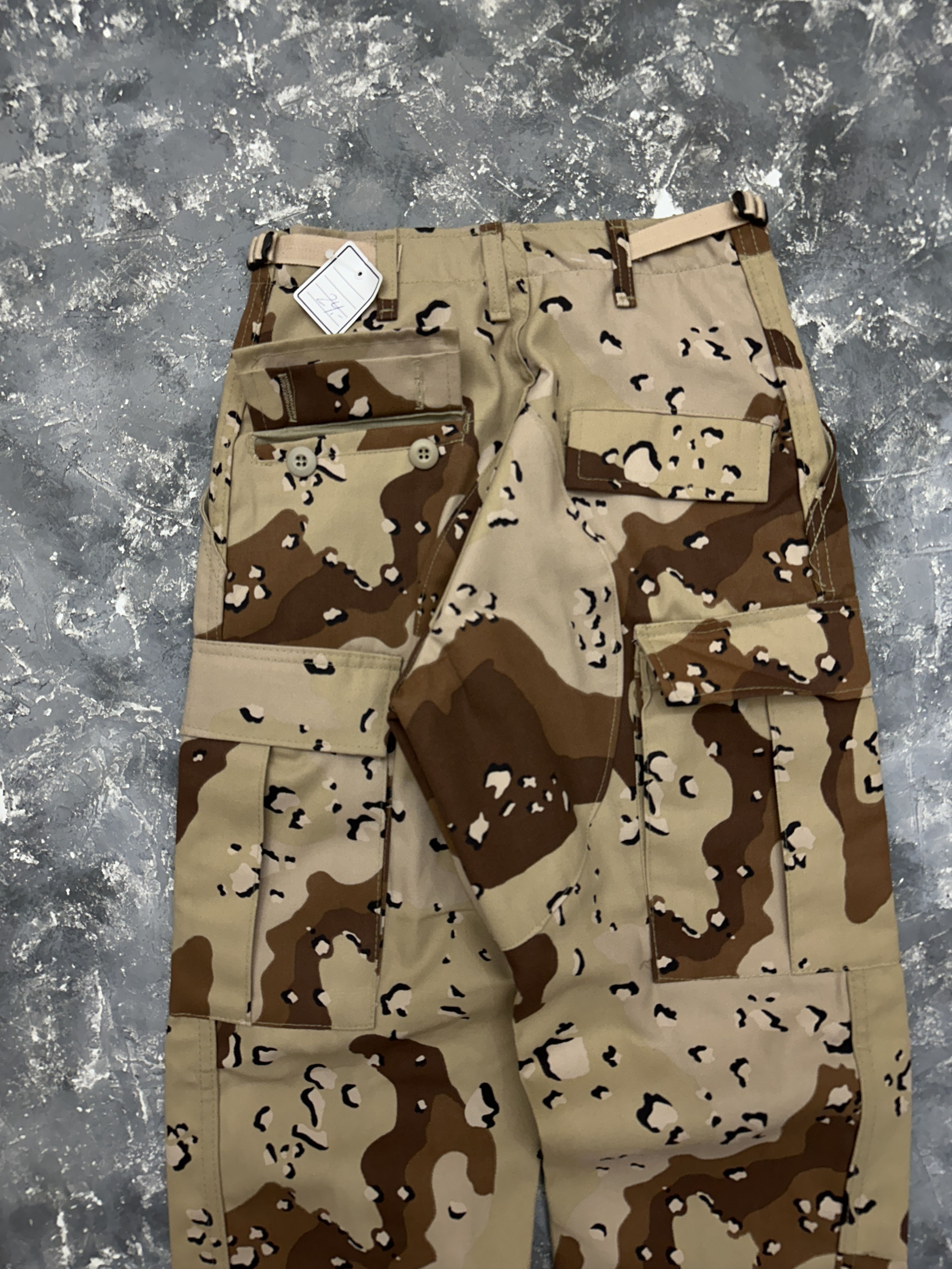 Japanese Brand × Vintage vintage 90s military cargo camo pants Size US 27 - 6 Thumbnail