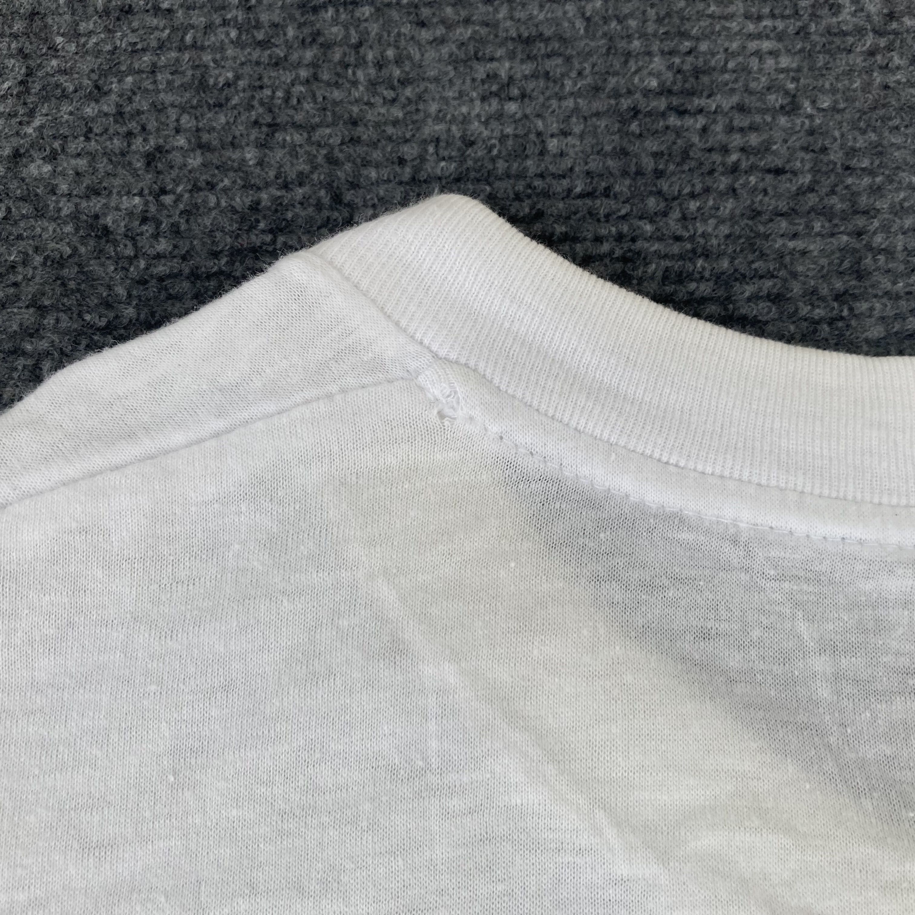 Japanese Brand Vtg Saga Frontier 2 Gustave XIII Tomomi Kobayashi T shirt Size US M / EU 48-50 / 2 - 8 Thumbnail