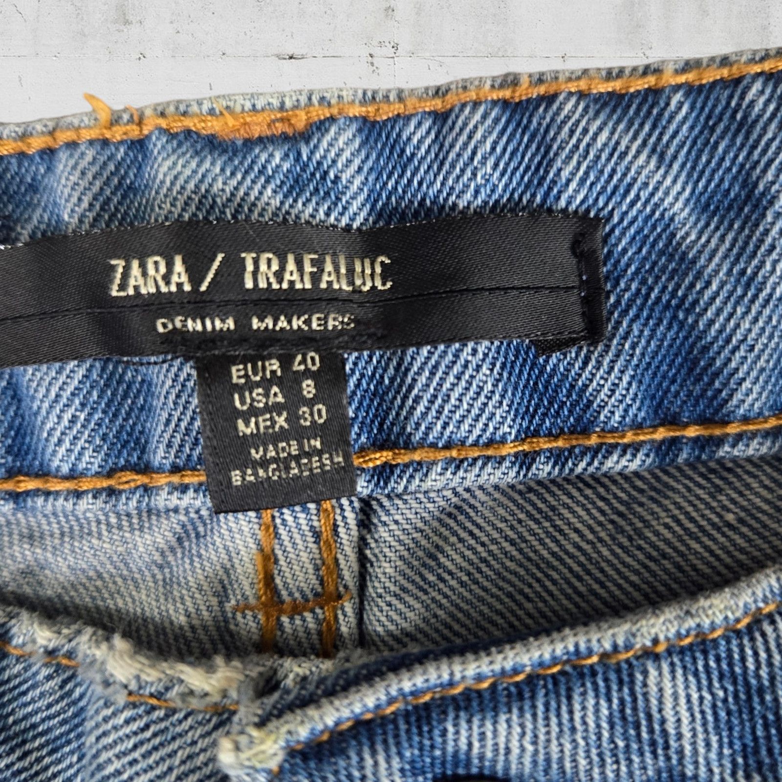 Zara Zara Embroidered Straight Jeans Size 8 Size 30" / US 8 / IT 44 - 4 Thumbnail