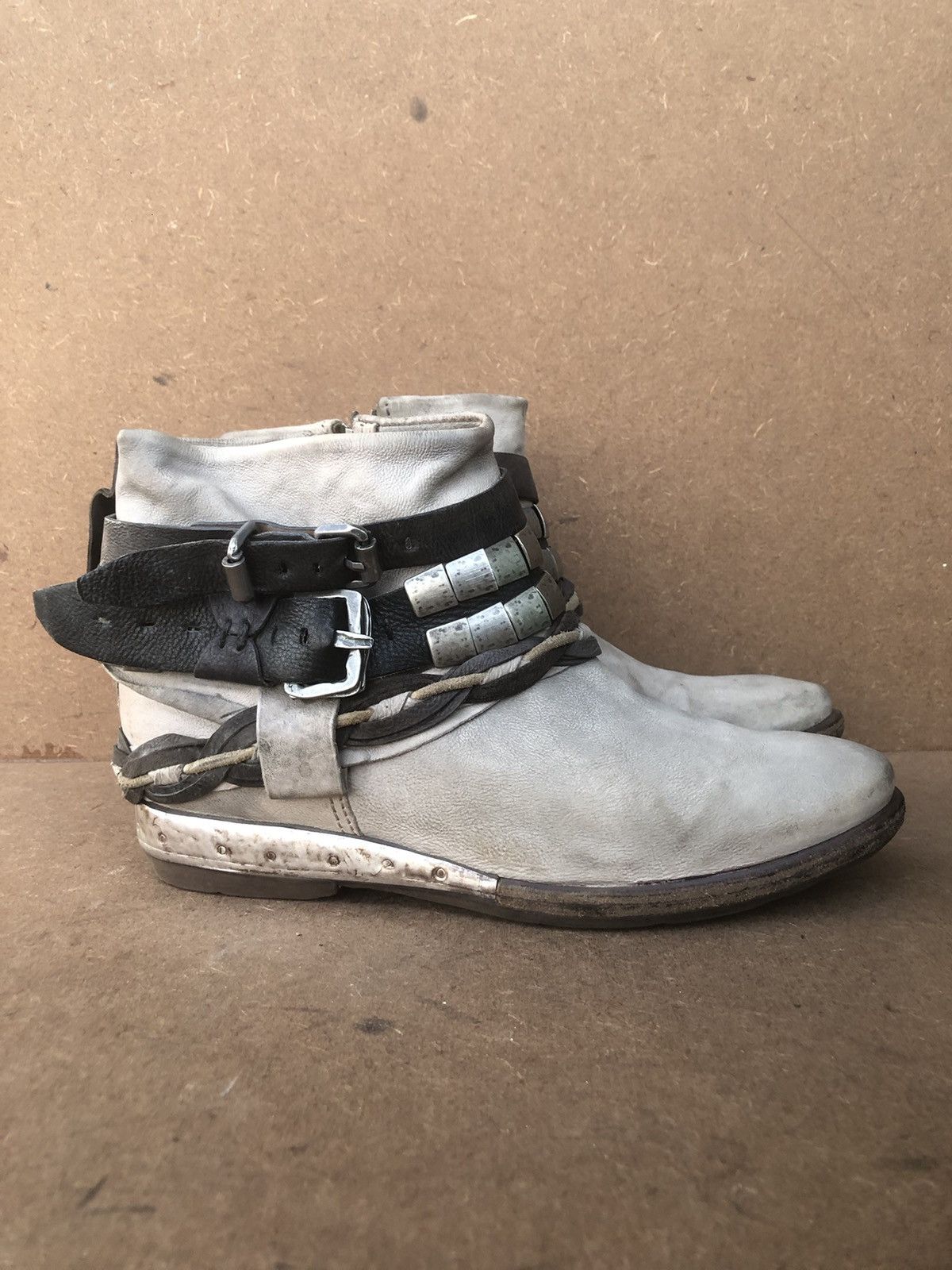 A.S.98 A.S 98 Grey Leather Women’s Ankle Boot Size 39 Size US 9 / IT 39 - 2 Thumbnail