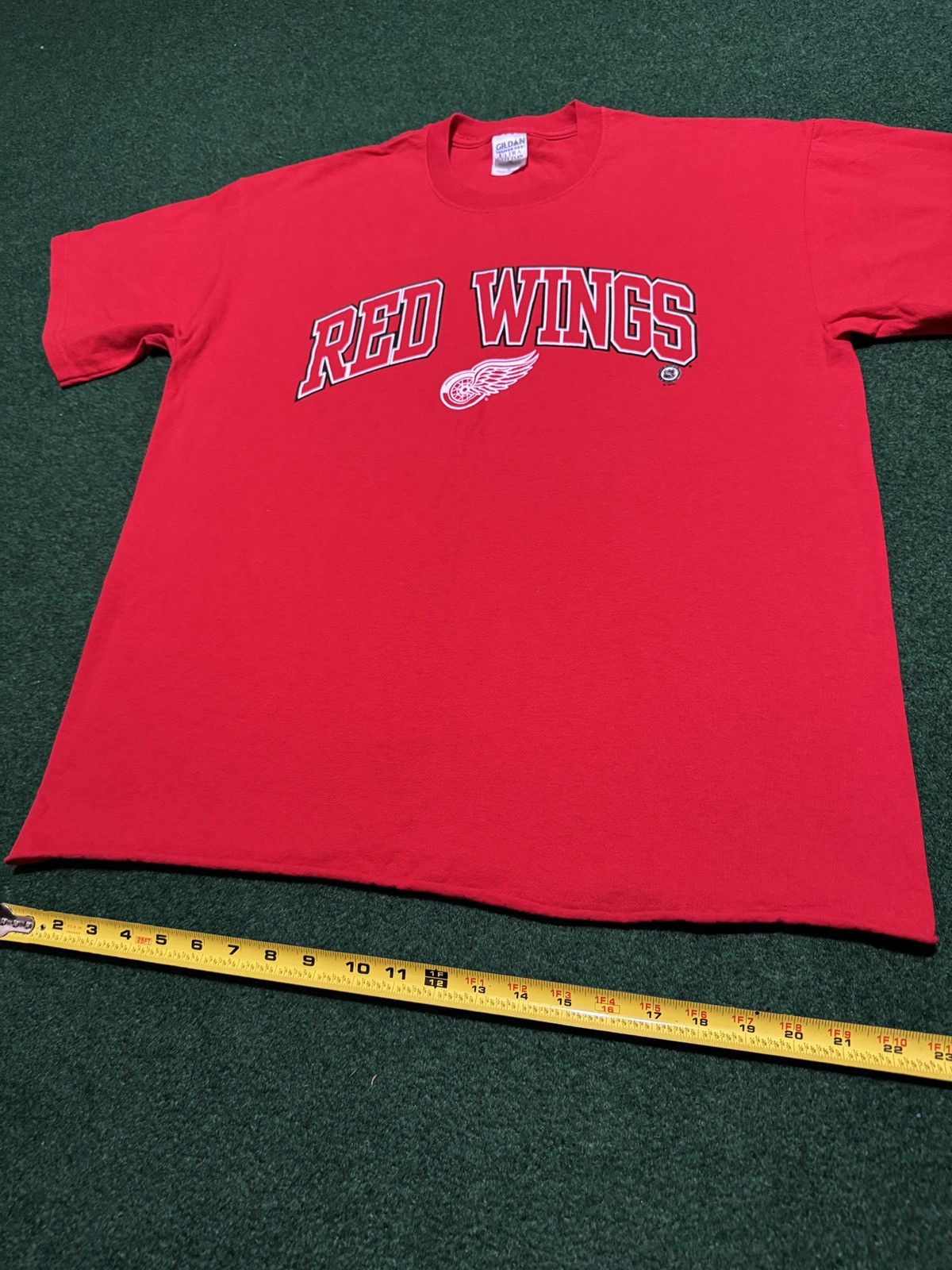 NHL Vintage Detroit Red Wings XL Red NHL 90s Y2K Hockey T Shirt Size US XL / EU 56 / 4 - 7 Thumbnail