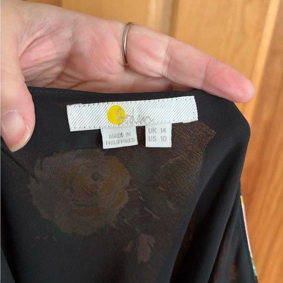 Boden Boden Floral Printed A Line Skirt black with roses sz 10 Size 32" / US 10 / IT 46 - 4 Thumbnail