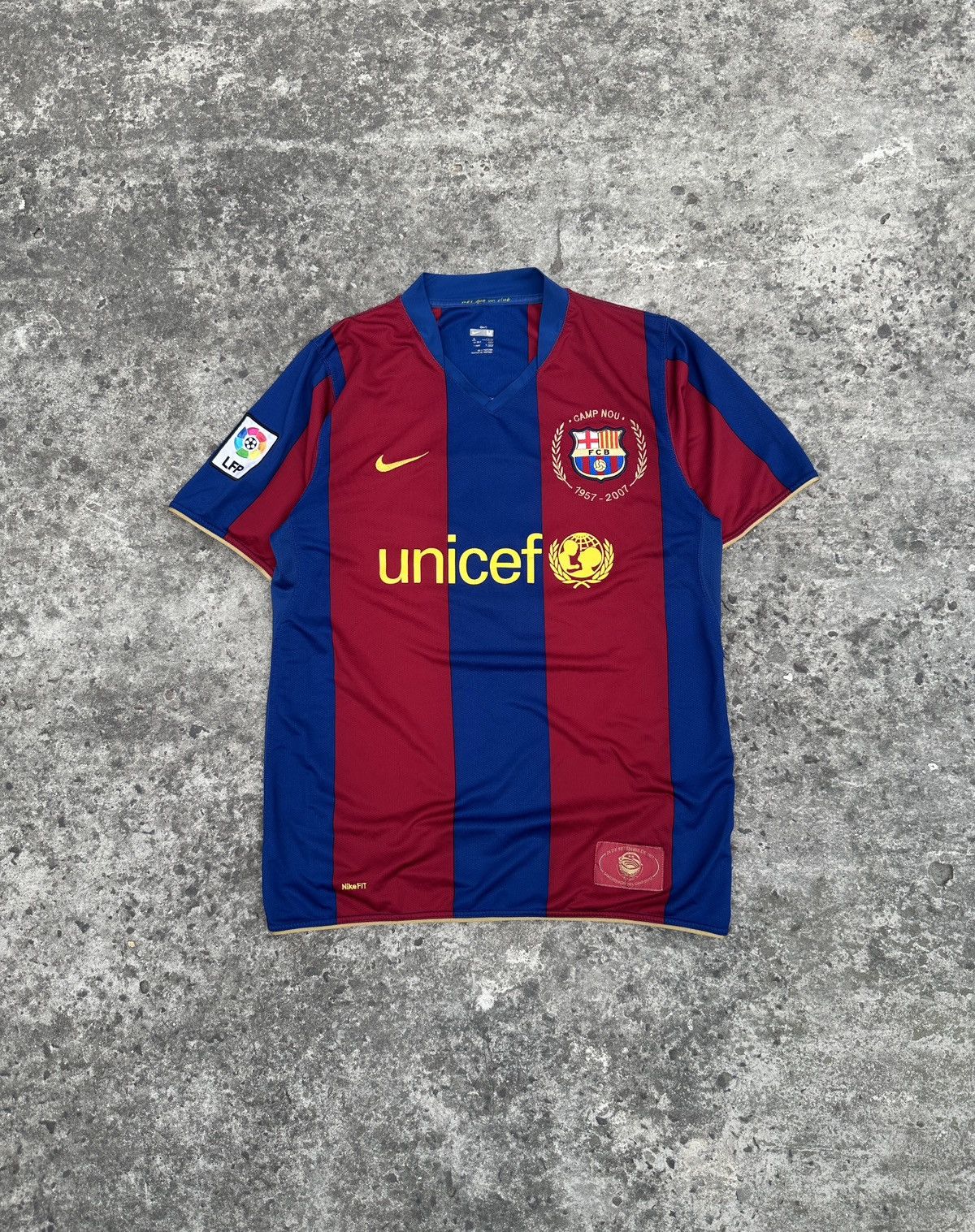 Nike Vintage Nike F.C.Barcelona 19 Messi Soccer Jersey 07/08 VTG Size US M / EU 48-50 / 2 - 1 Thumbnail