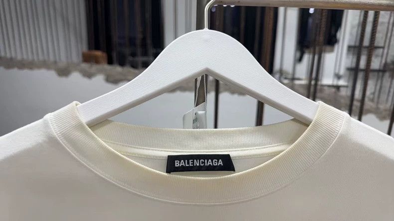 Balenciaga Balenciaga Short Sleeve Size US S / EU 44-46 / 1 - 7 Thumbnail