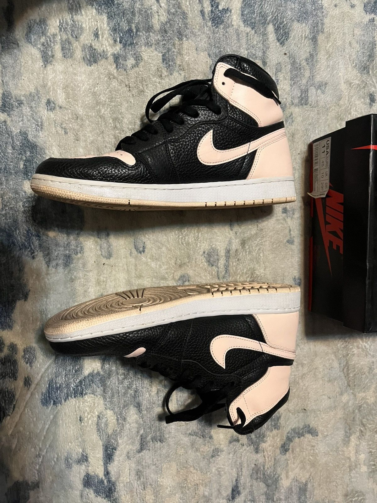 Jordan Brand Jordan 1 Crimson tint Size US 11 / EU 44 - 2 Thumbnail