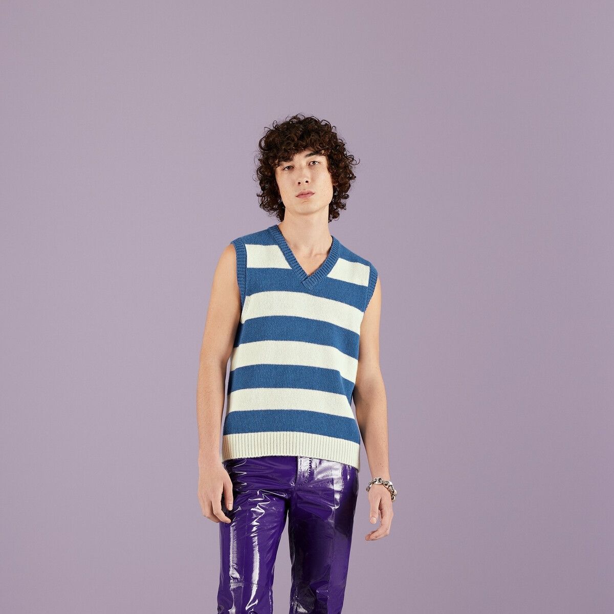 Gucci o1mt1gz0725 Striped Wool Cashmere Knit Vest in Blue/Ivory Size US XS / EU 42 / 0 - 4 Thumbnail