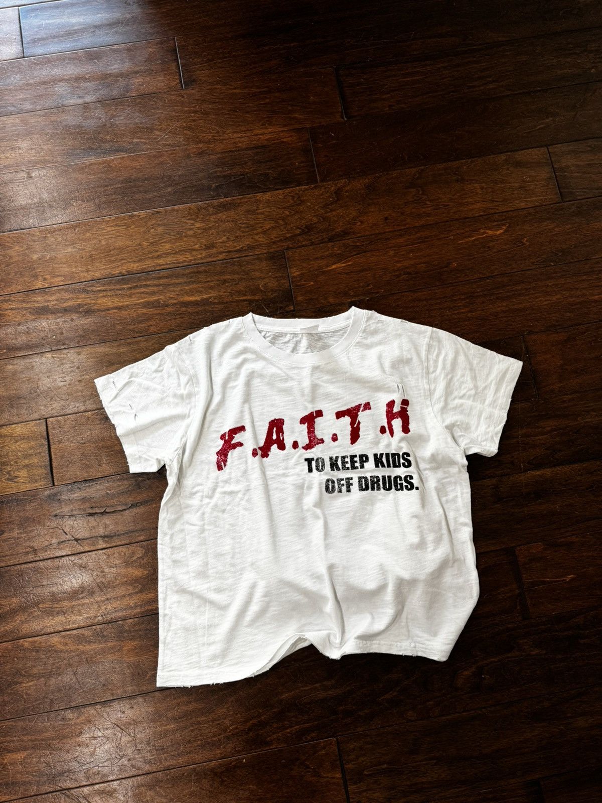 Other Vintage Faith Tee Size US M / EU 48-50 / 2 - 1 Thumbnail