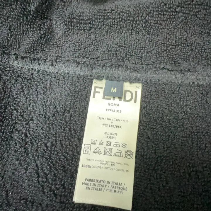 Other Fendi Hooded Long Sleeve Bathrobe -2507 Size US M / EU 48-50 / 2 - 7 Thumbnail