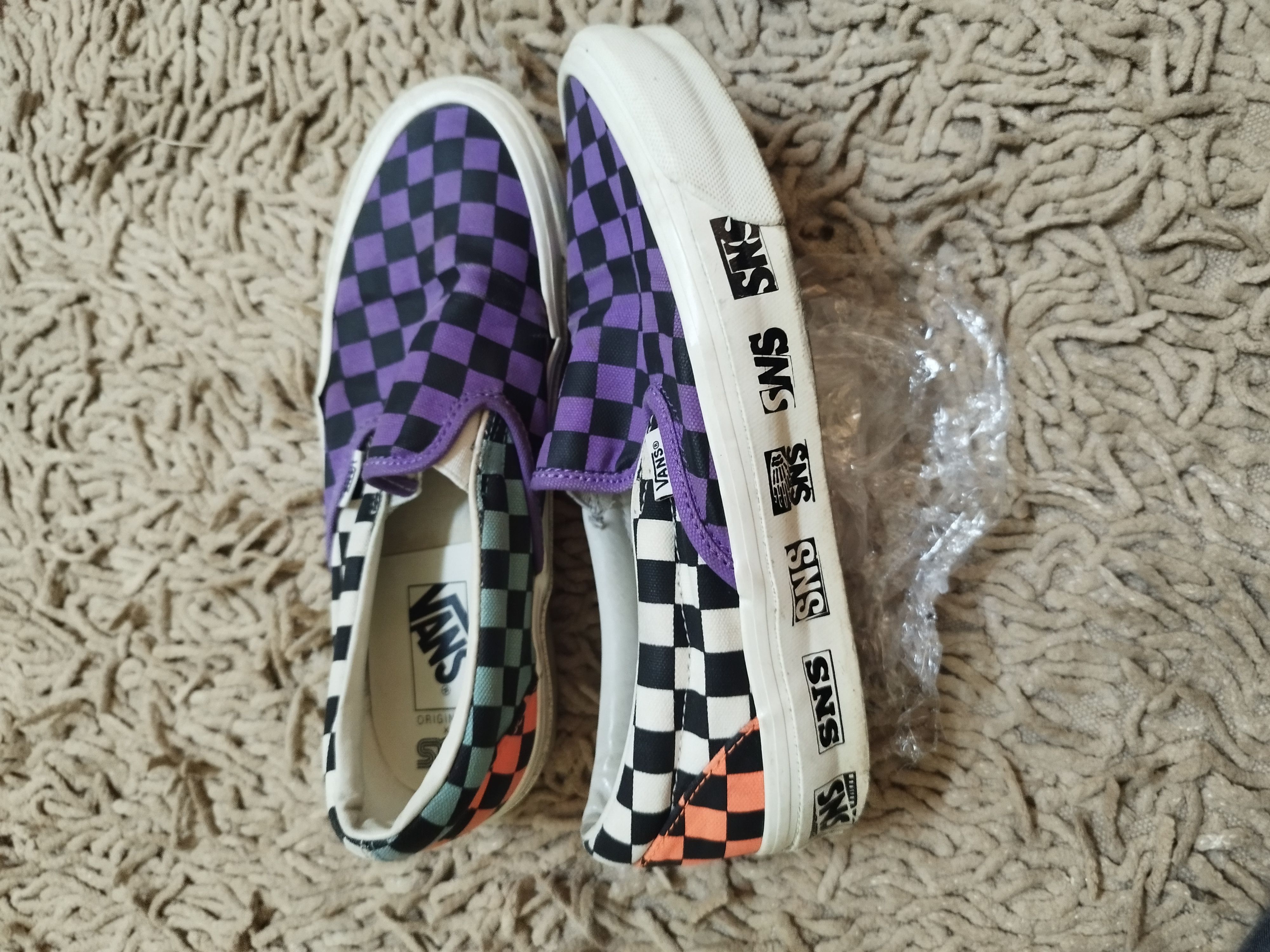 Sneakersnstuff × Vans Sneakersnstuff x Vans Slip-On LX 'Venice Beach'(SAMPLE) Size US 6 / EU 39 - 3 Thumbnail