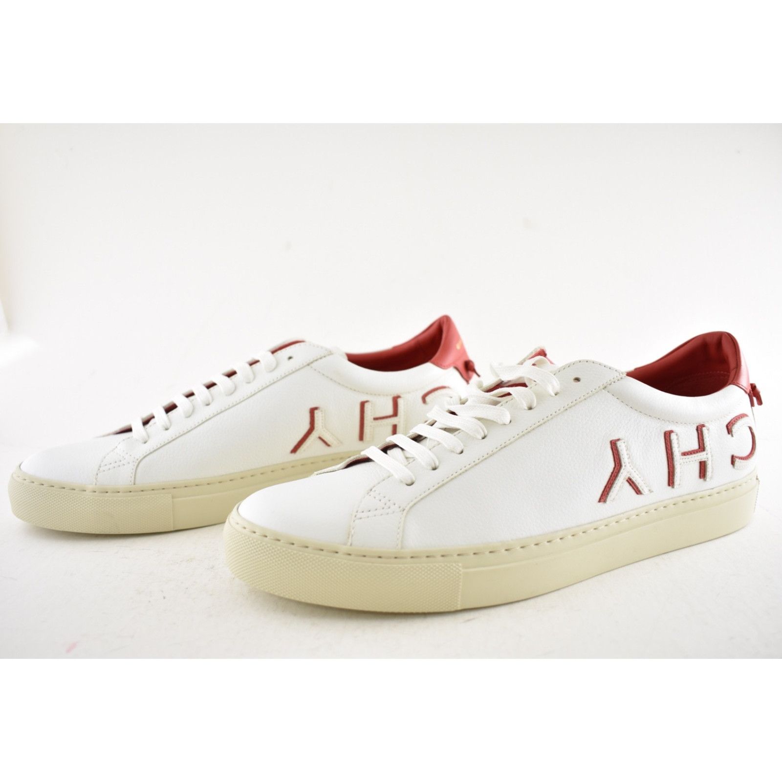 Givenchy Givenchy Urban Street White Red Knot Low Top Sneaker 43 10 Size US 10 / EU 43 - 9 Thumbnail