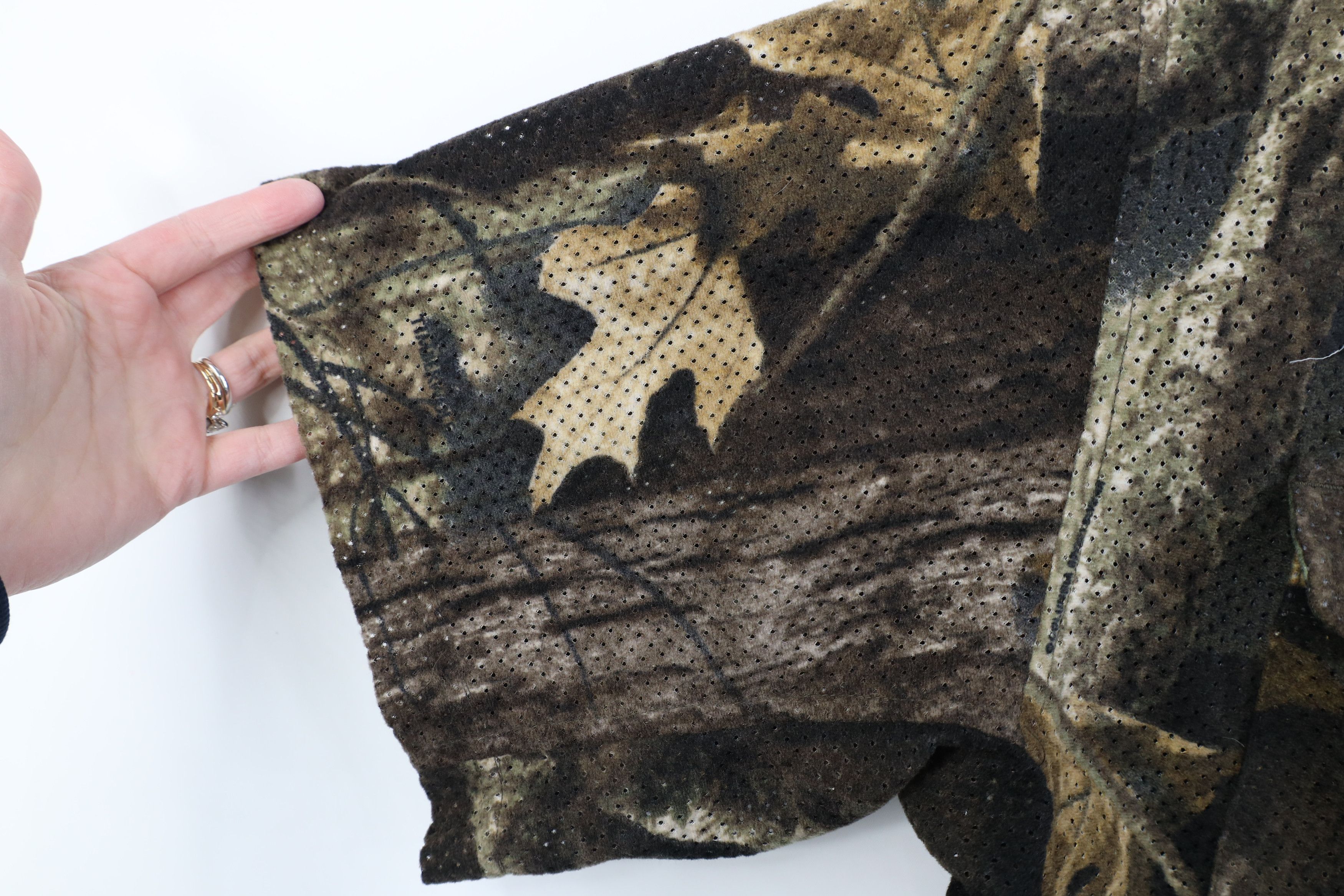 Columbia Vintage Columbia Camouflage Mesh Short Sleeve Button Shirt Size US XL / EU 56 / 4 - 6 Thumbnail