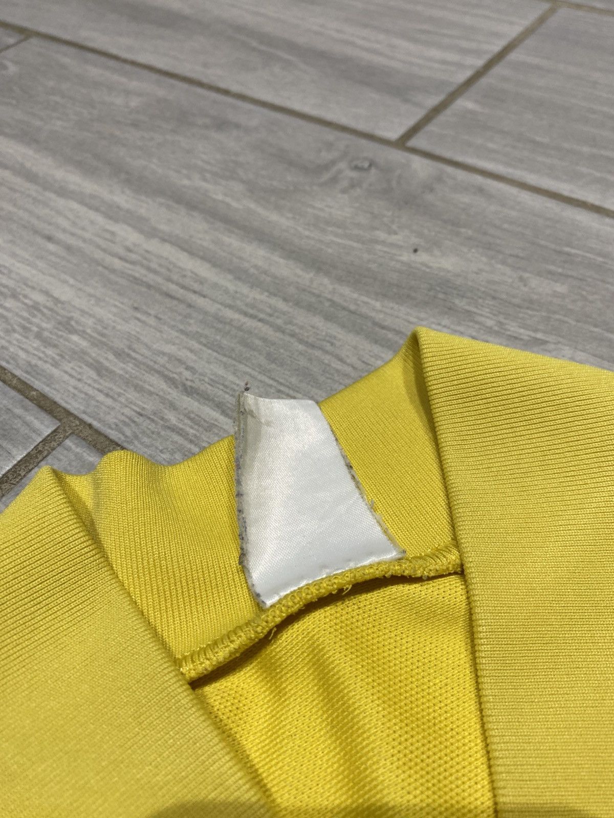 Adidas Sweden Home football 90s 1991 Soccer Sweden Template Jersey Size US S / EU 44-46 / 1 - 5 Thumbnail