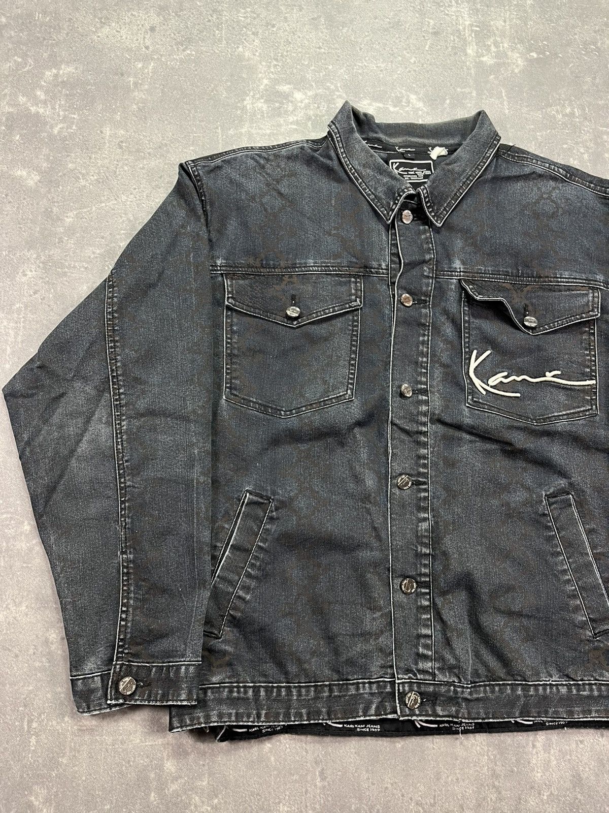 Karl Kani 2000s Karl Kani Snakeskin Big Logo Printed Denim Jacket L XL Size US L / EU 52-54 / 3 - 3 Thumbnail