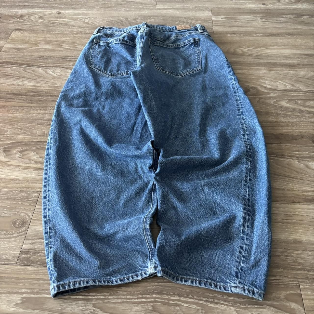 American Eagle Outfitters Crazy Vintage Y2K/2000s Baggy American Eagle Medium Wash Denim Jeans! 33x28 Size US 33 - 4 Thumbnail