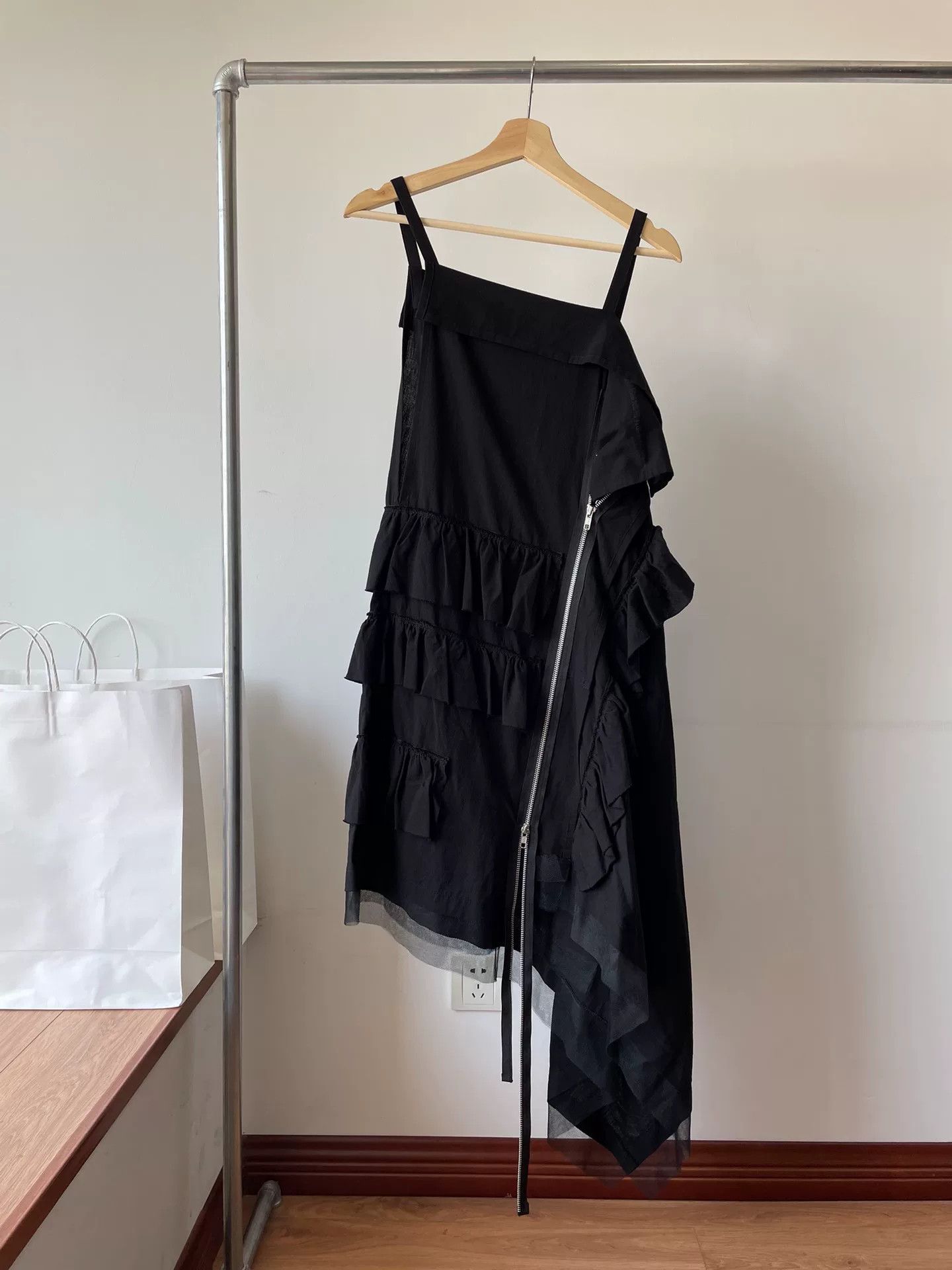 Limi Feu Limi Feu Zip Strap Ruffled Dress Size M / US 6-8 / IT 42-44 - 1 Thumbnail