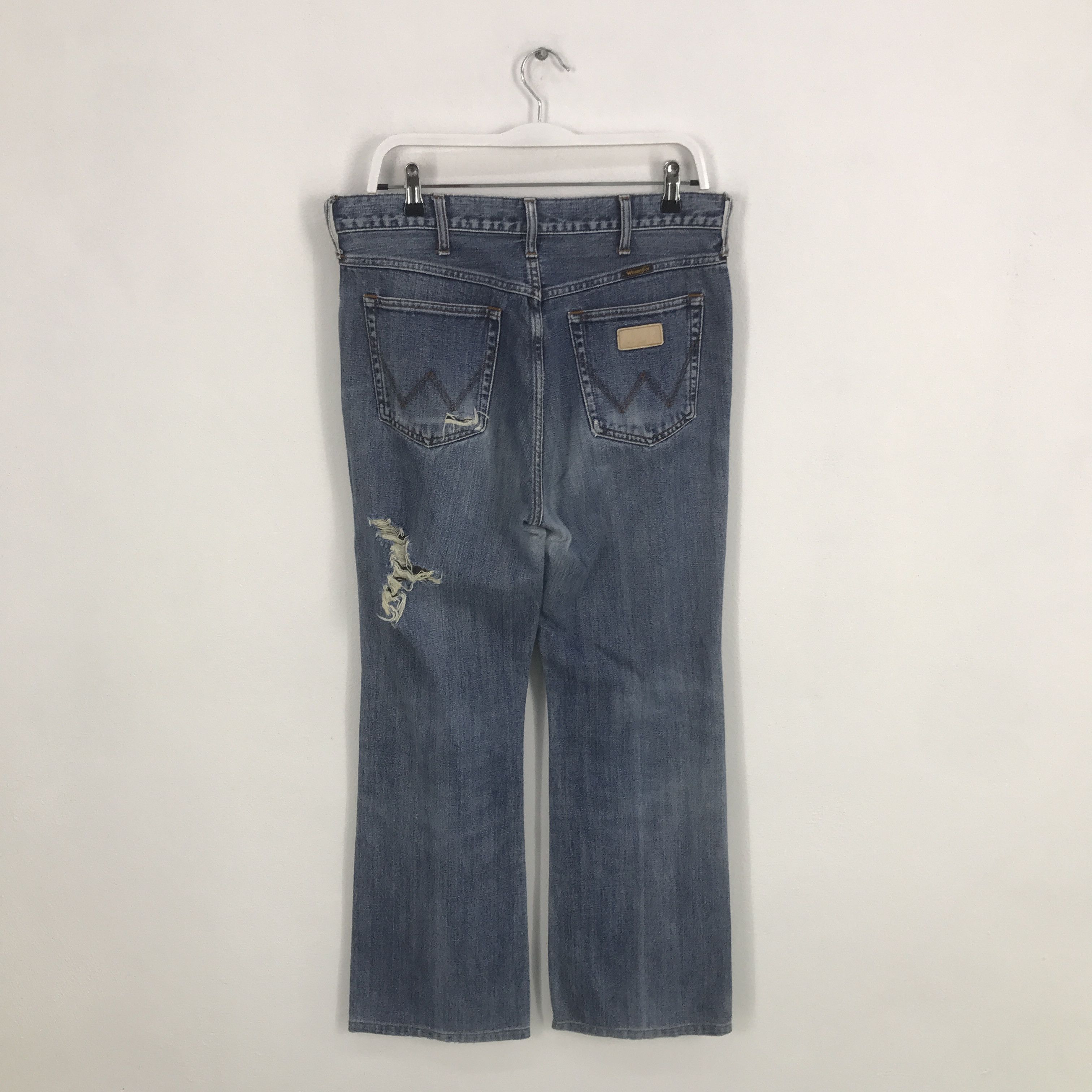 Japanese Brand Flare wrangler Bootcut distressed denim jeans pants Size US 31 - 4 Thumbnail