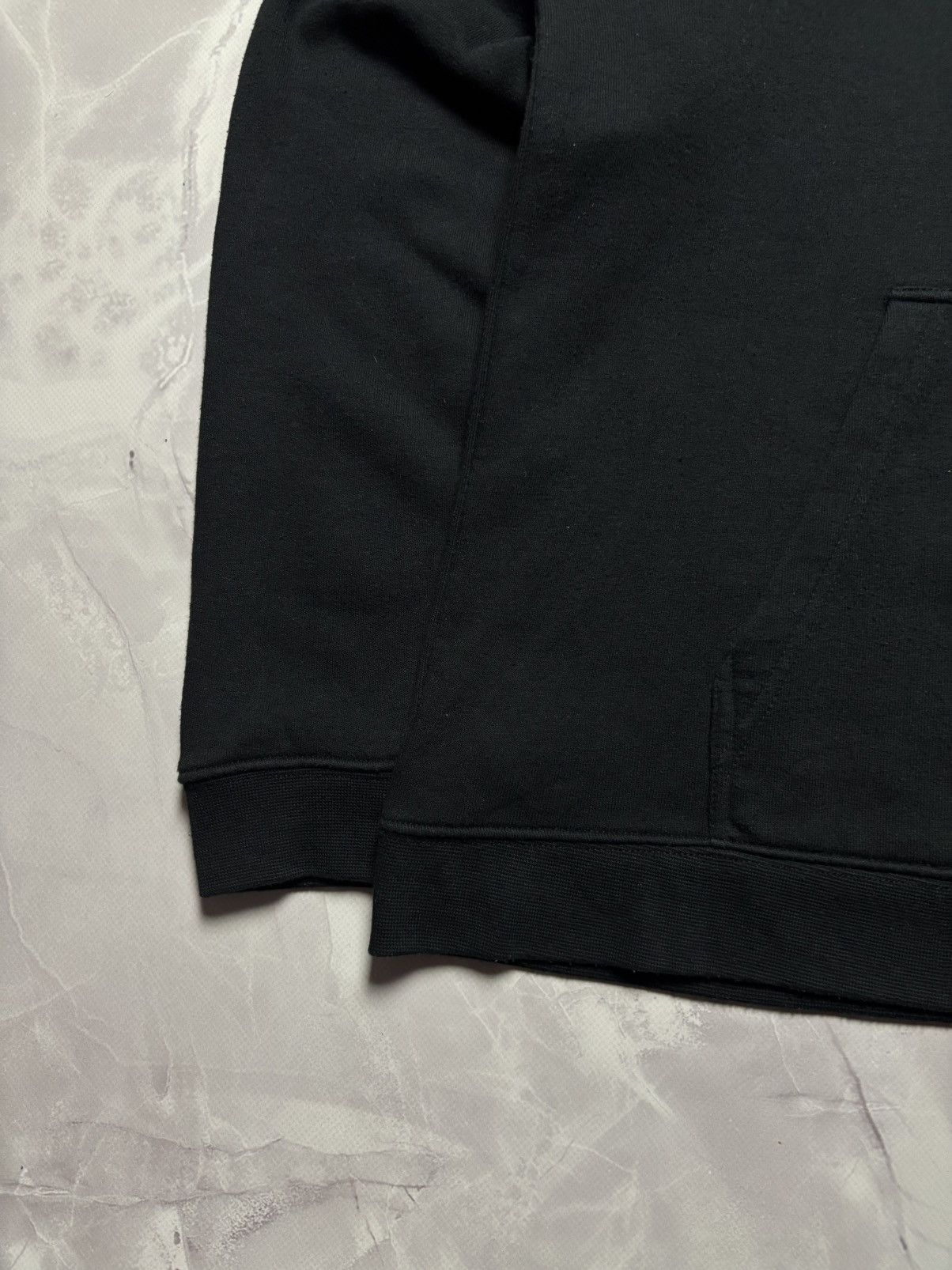Quiksilver Vintage Y2K Quiksilver Hoodie Big Logo Skate Black Mens L Size US L / EU 52-54 / 3 - 7 Thumbnail