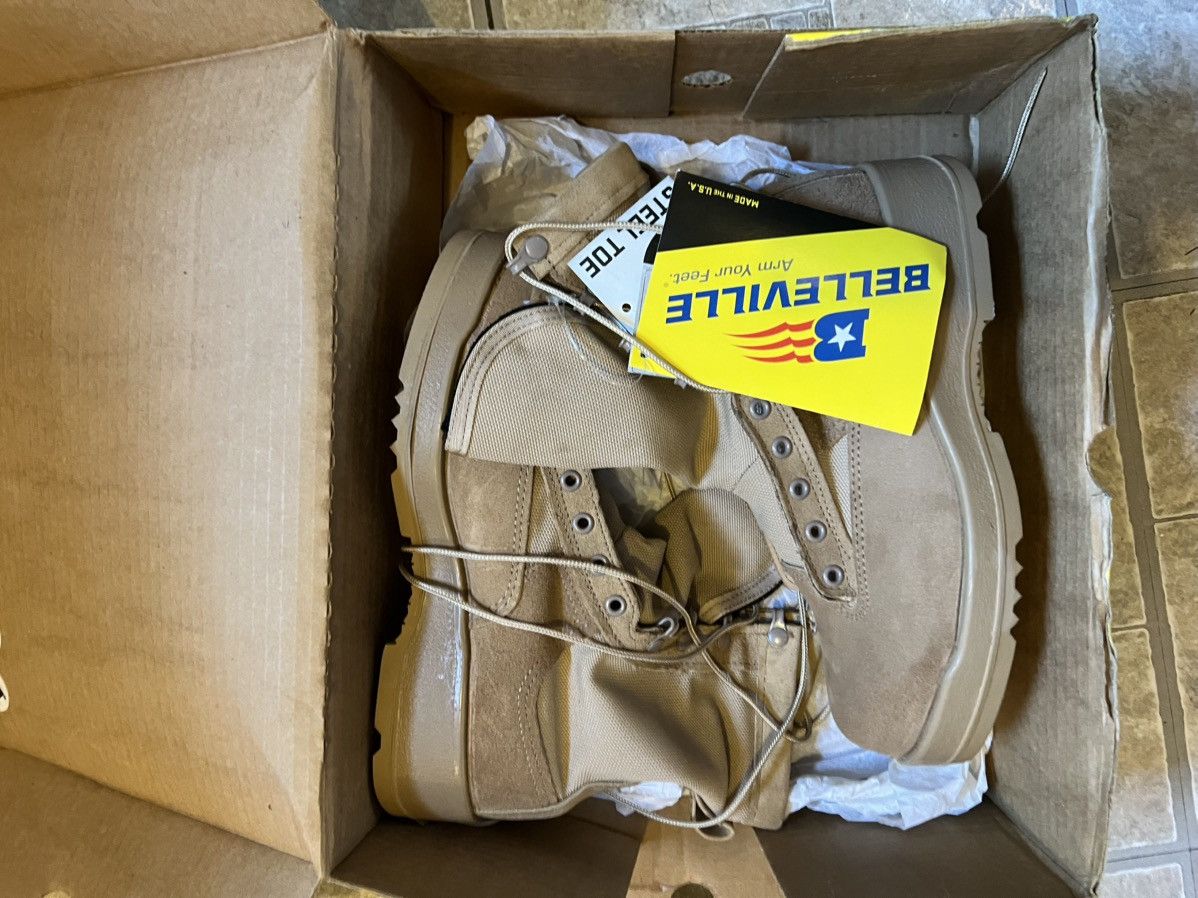 Belleville NAVY FLIGHT/PILOT BOOTS DESERT STEEL TOE Size US 7.5 / EU 40-41 - 6 Thumbnail
