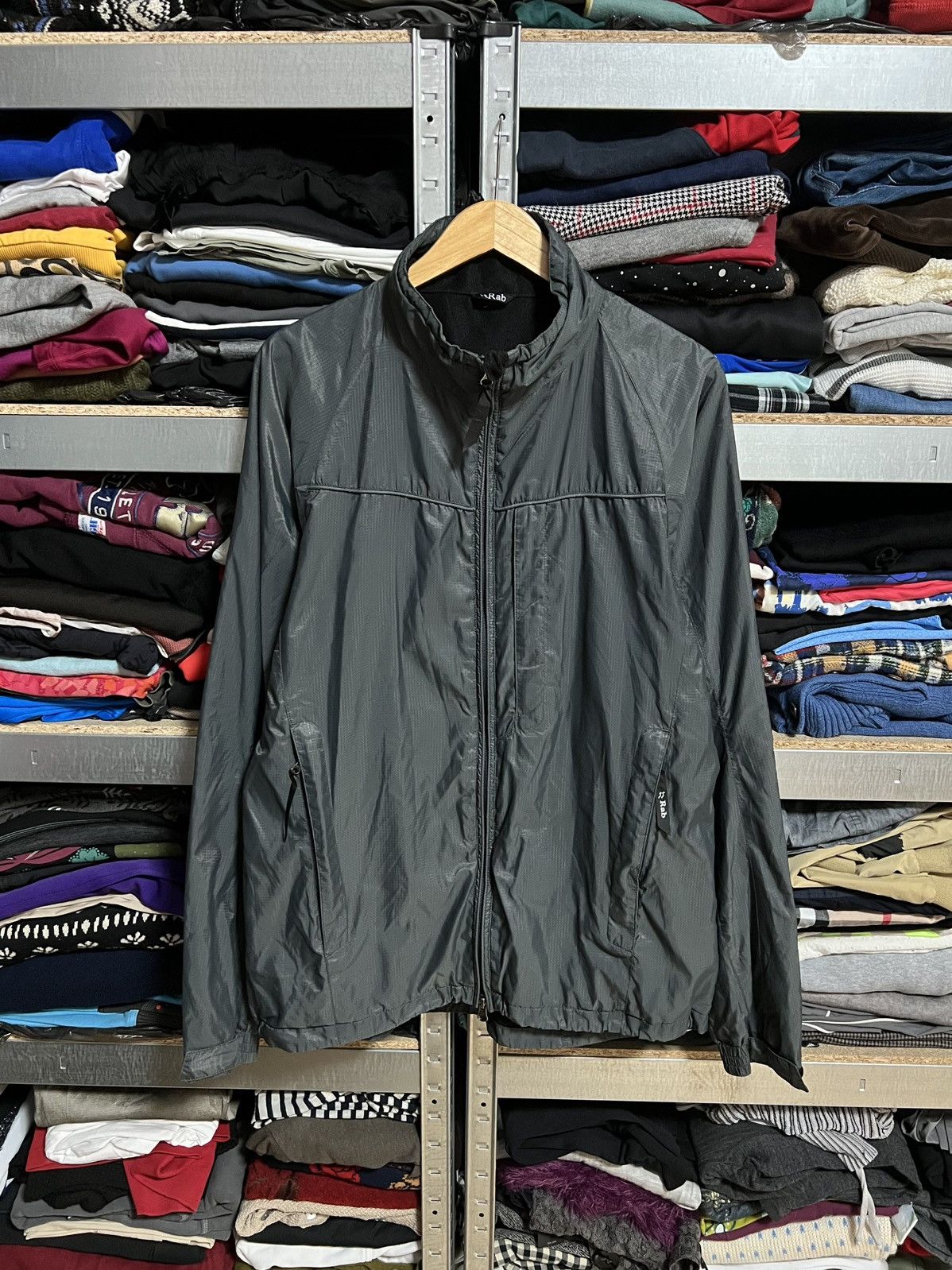 Rab Vintage Men’s Rab Nylon Track Full Zip Jacket Windbreaker L Size US L / EU 52-54 / 3 - 1 Thumbnail